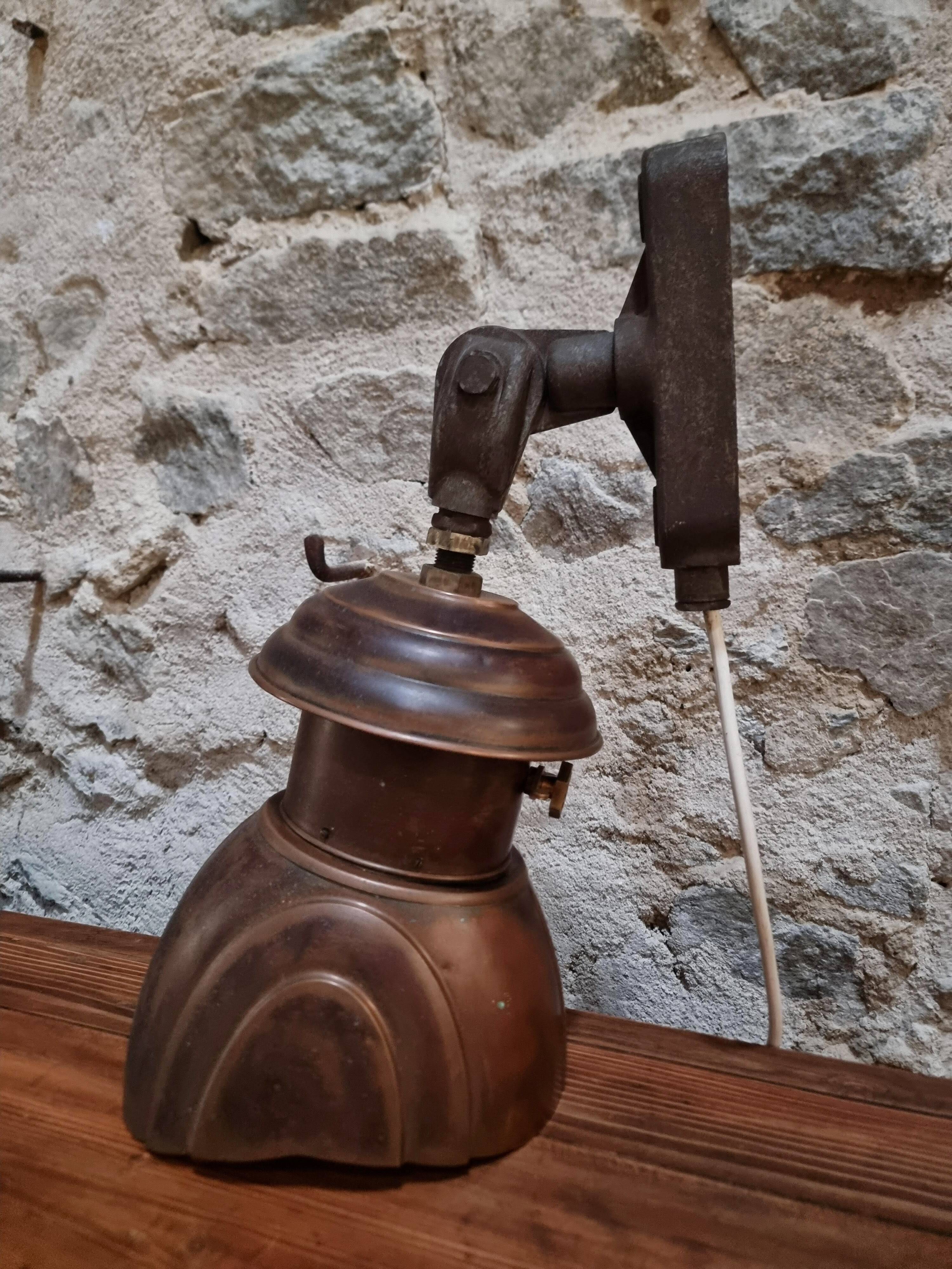 Applique murale industrielle Art déco – applique réglable en cuivre – lampe de rue des années 1920