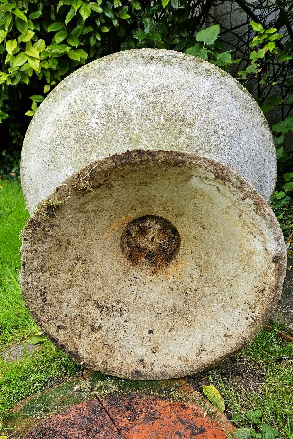 3 diabolo planters including one by Anton Bee vintage design