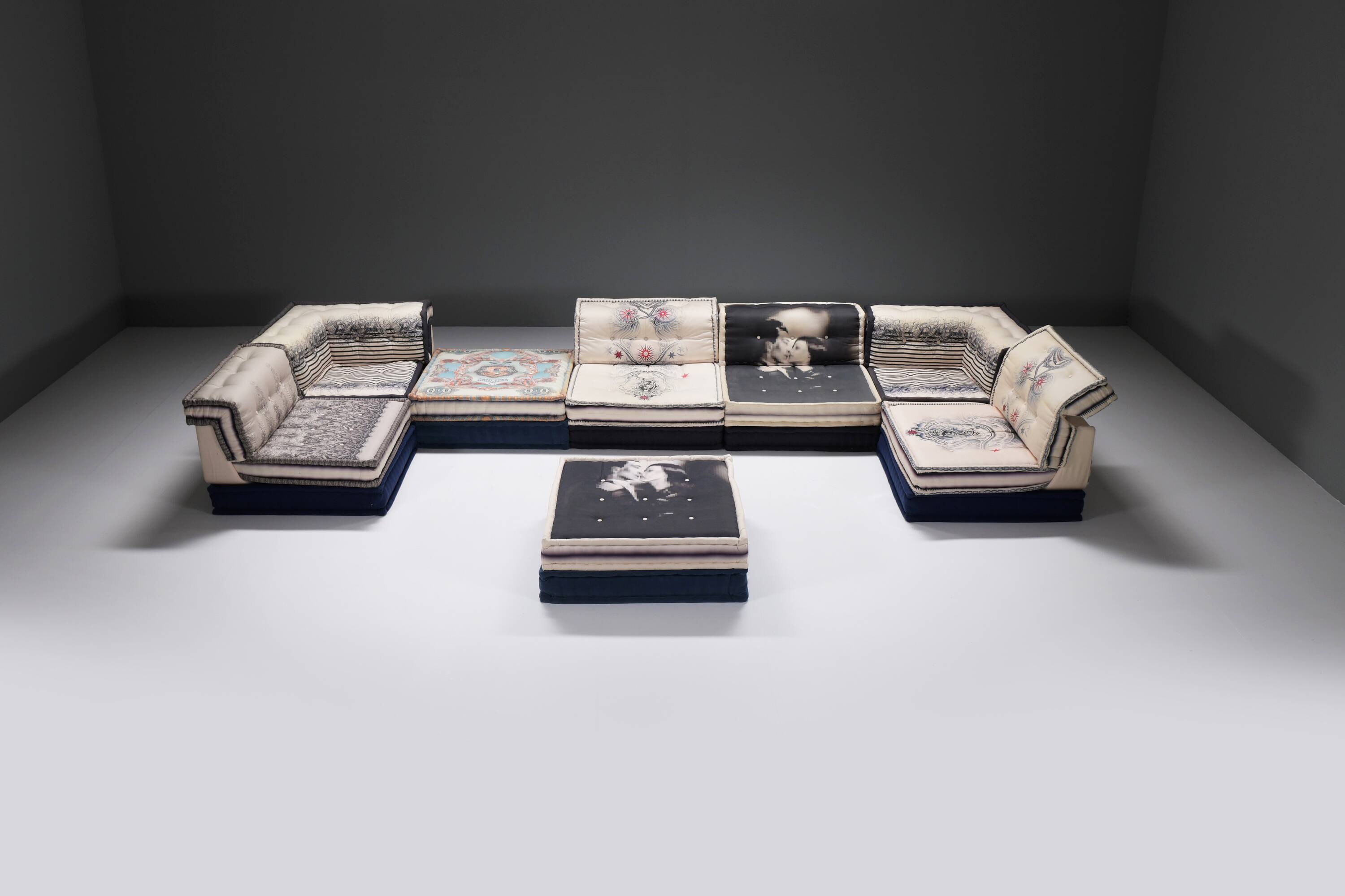 Mah Jong ‘Jean-Paul Gaultier’ edition by Hans Hopfer for Roche Bobois France