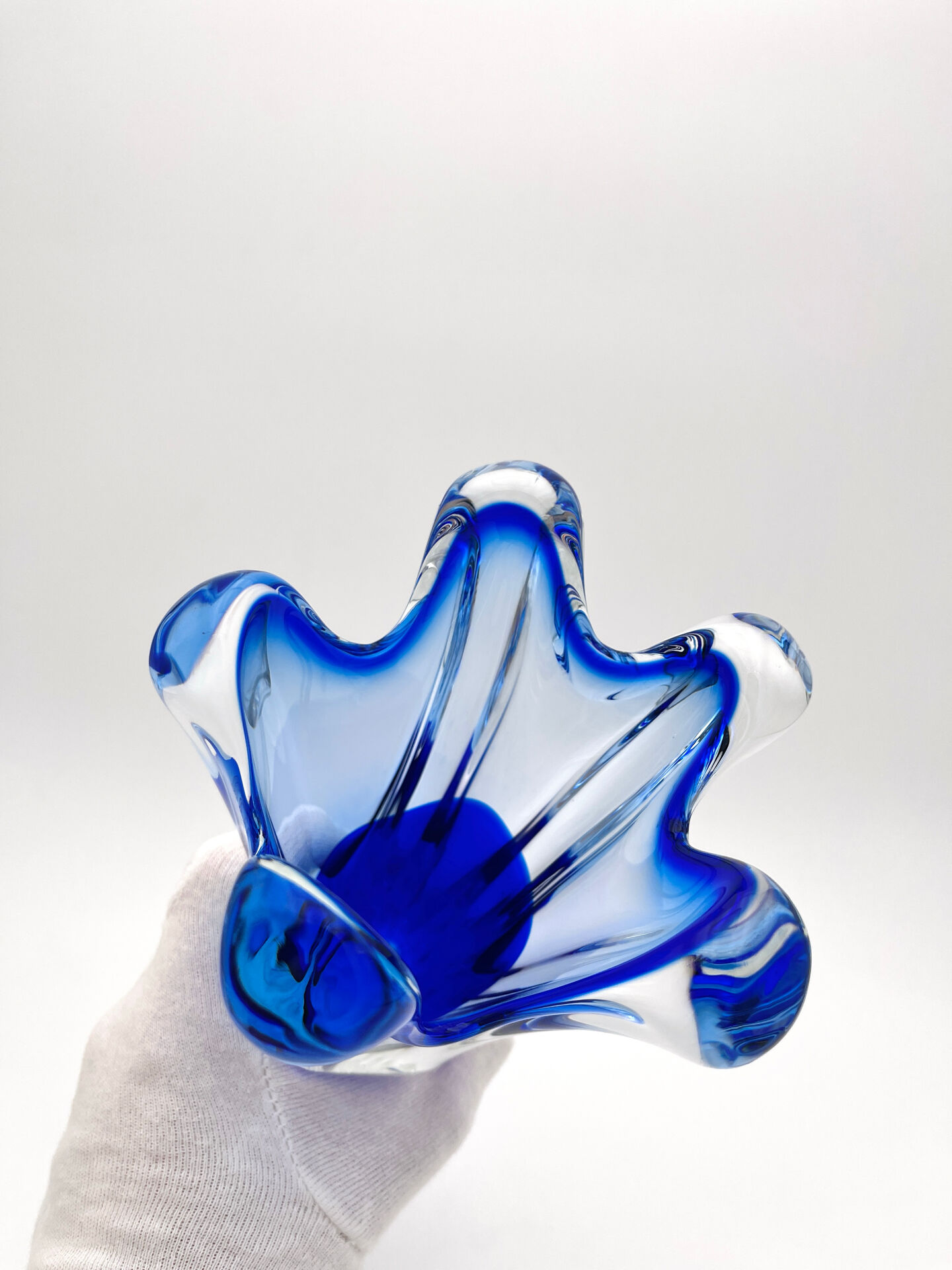Sculptural vase - Josef Hospodka Chribska - Sommerso Blue - 1960