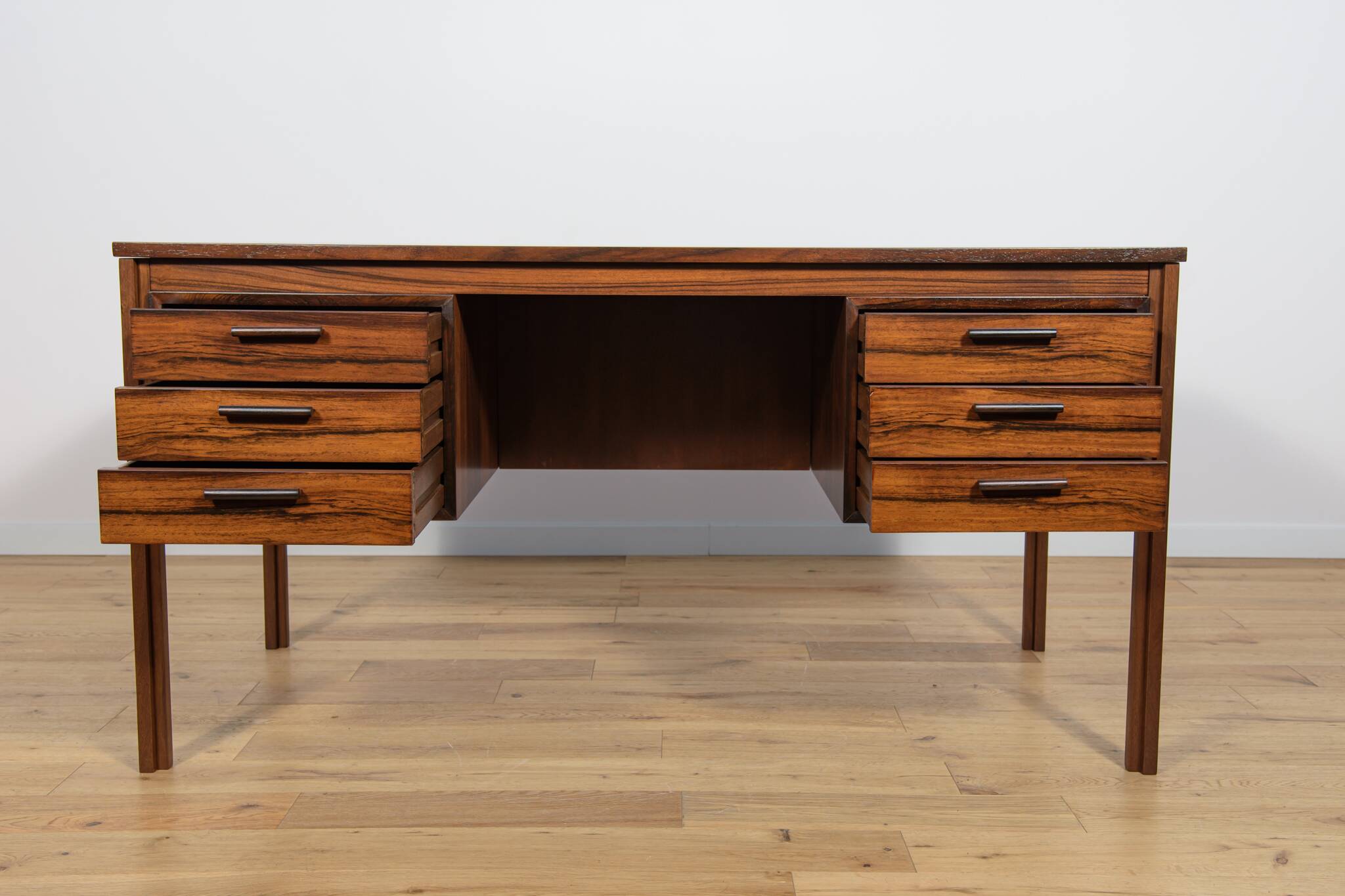 Mid-Century Freestanding Rosewood Desk, 1960s