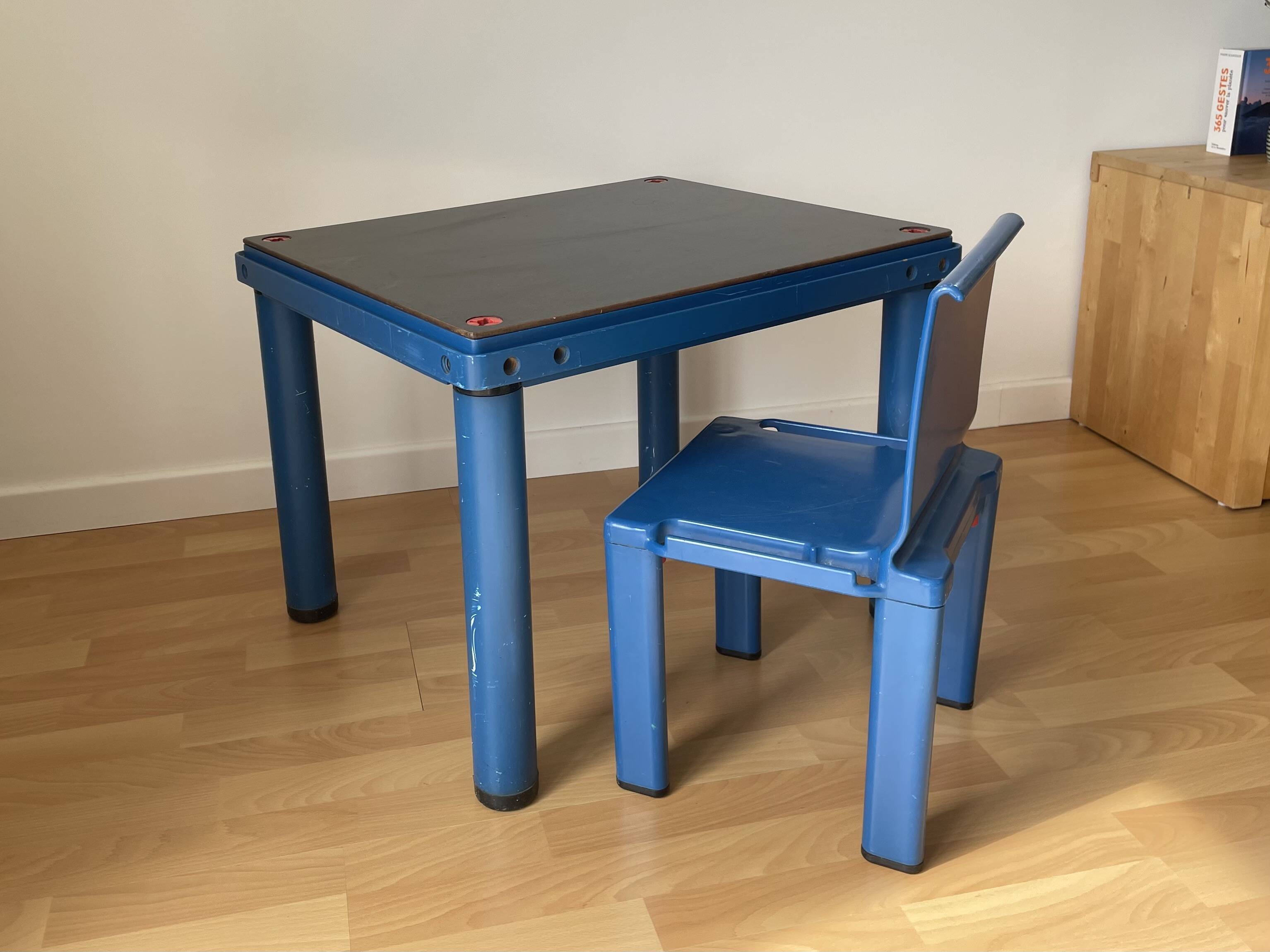 Vintage children's desk Sistema scuola by Kartell