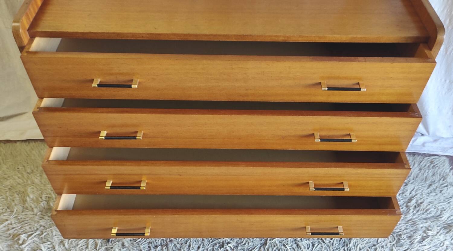 Modernist chest of drawers with 4 drawers in wood - 1950s/60s