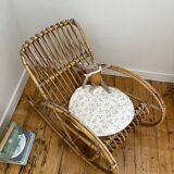 Fauteuil à bascule en rotin pour enfant