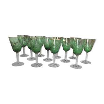 Lot of 12 white wine glasses cut glass