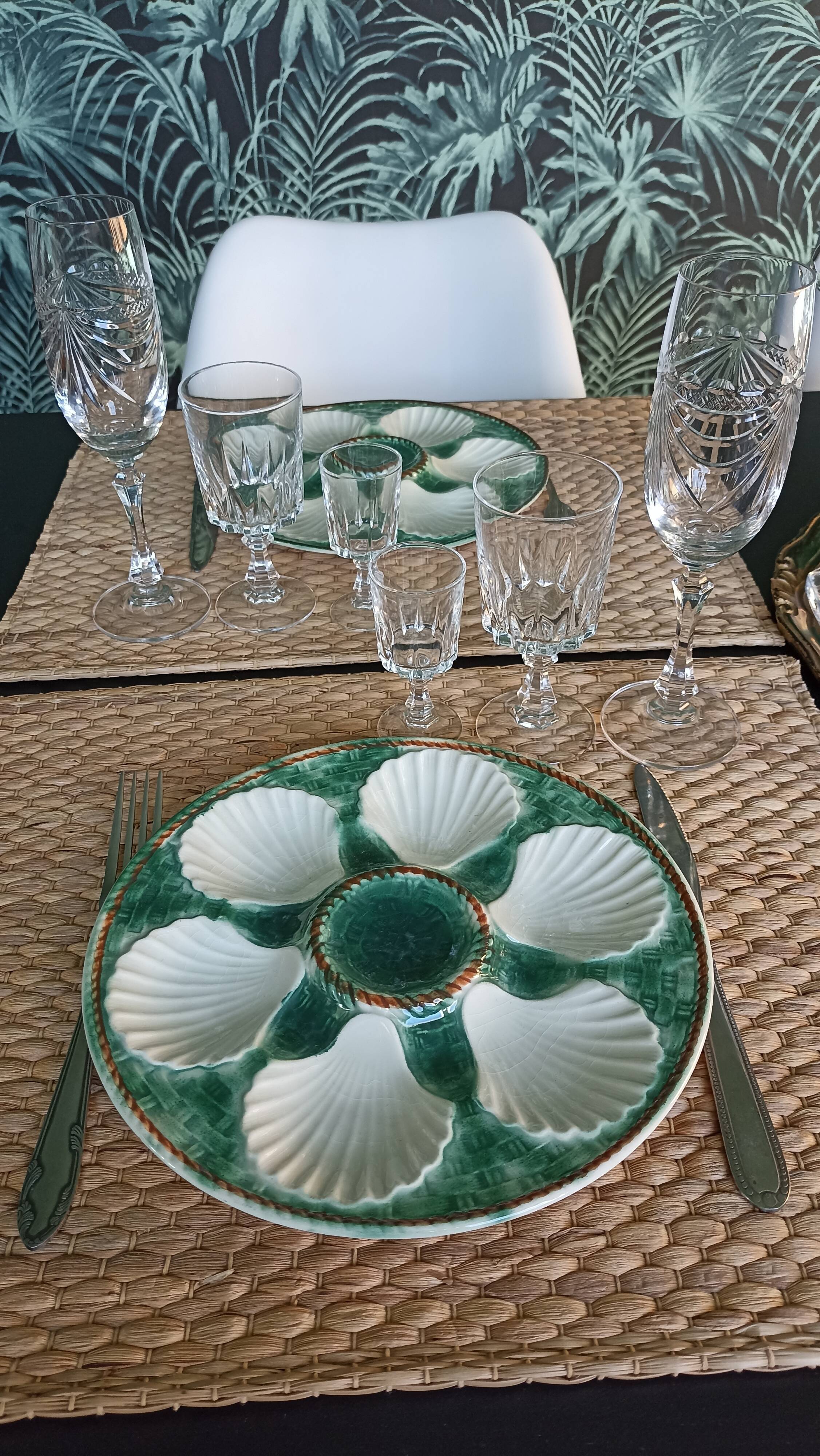 Longchamp oyster plates