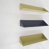 Constant Nieuwenhuijs for 't Spectrum / Asmeta, wall shelf ZT, The Netherla