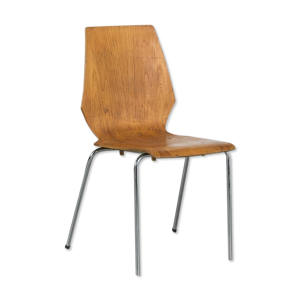 chaise en contreplaqué