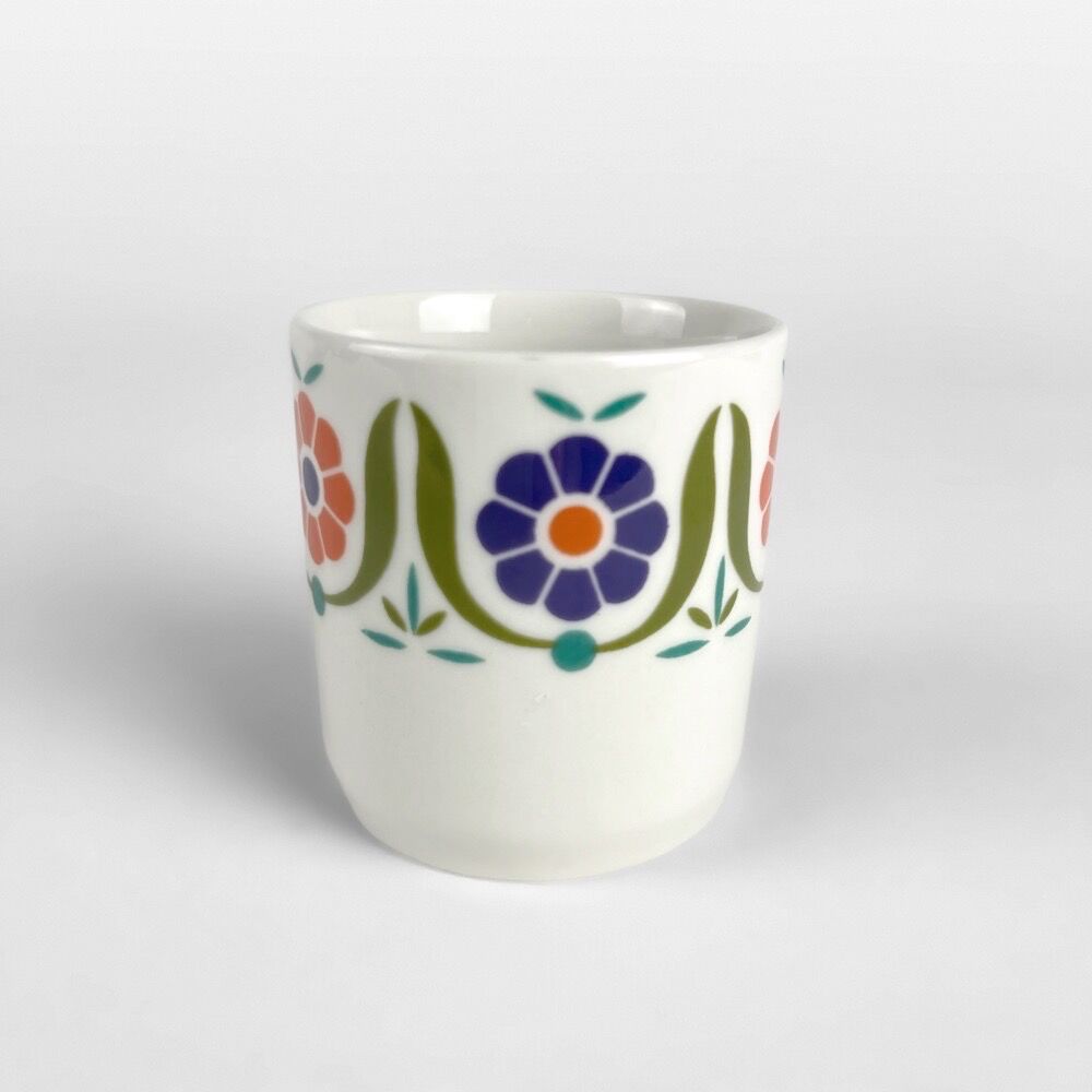 Espresso porcelain and stainless steel service 70