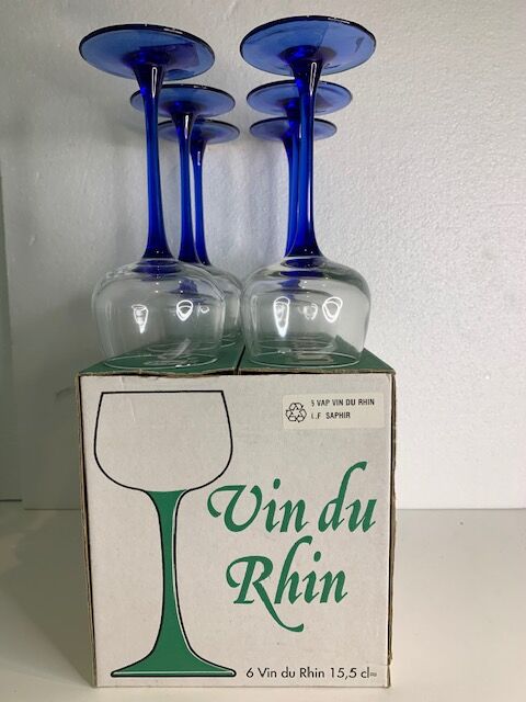 Glasses on foot wine Alsace Luminarc sapphire blue