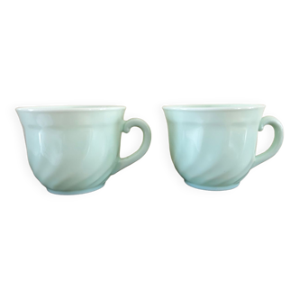 2 Arcopal coffee cups