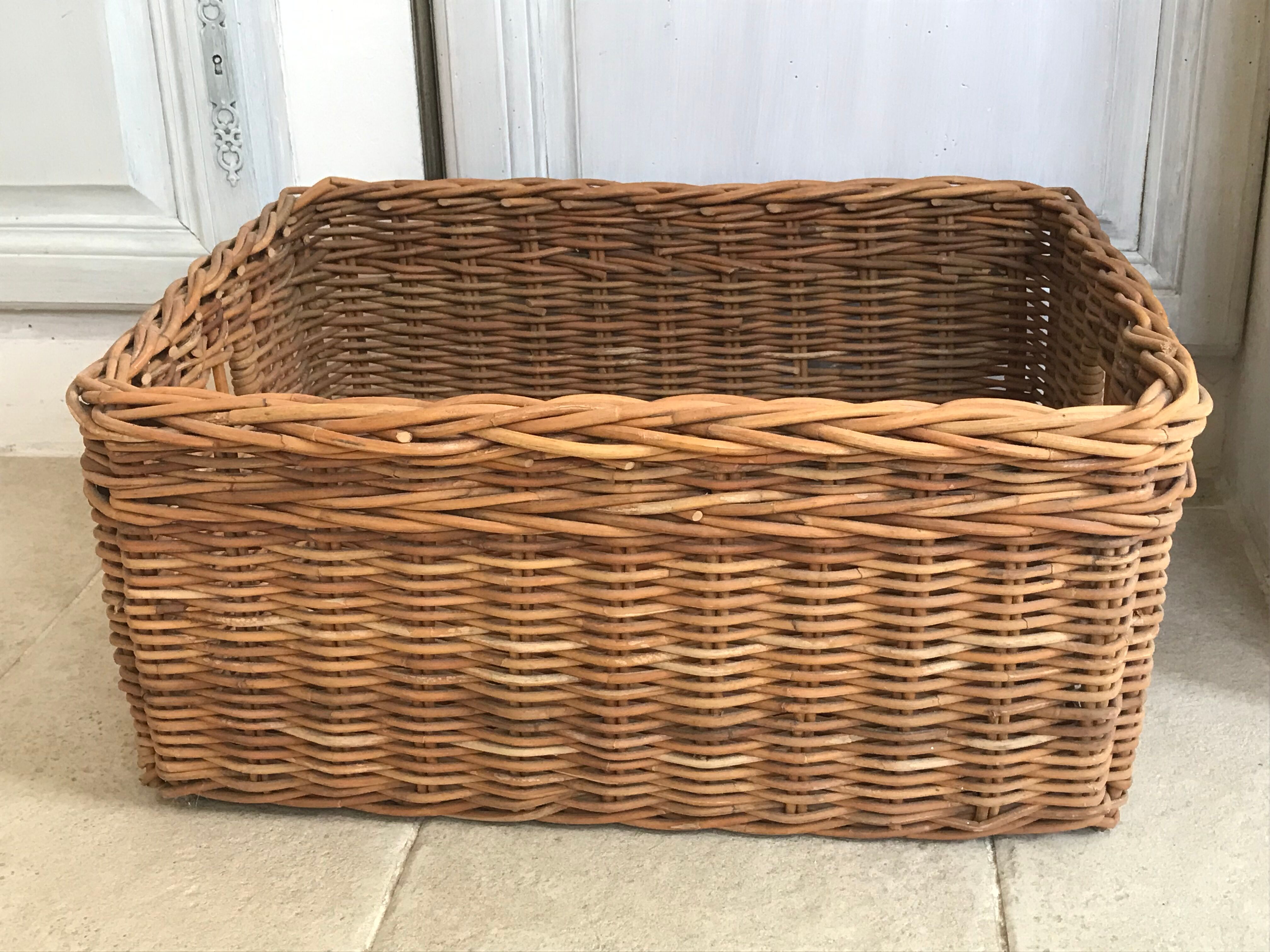 Wicker laundry clothing