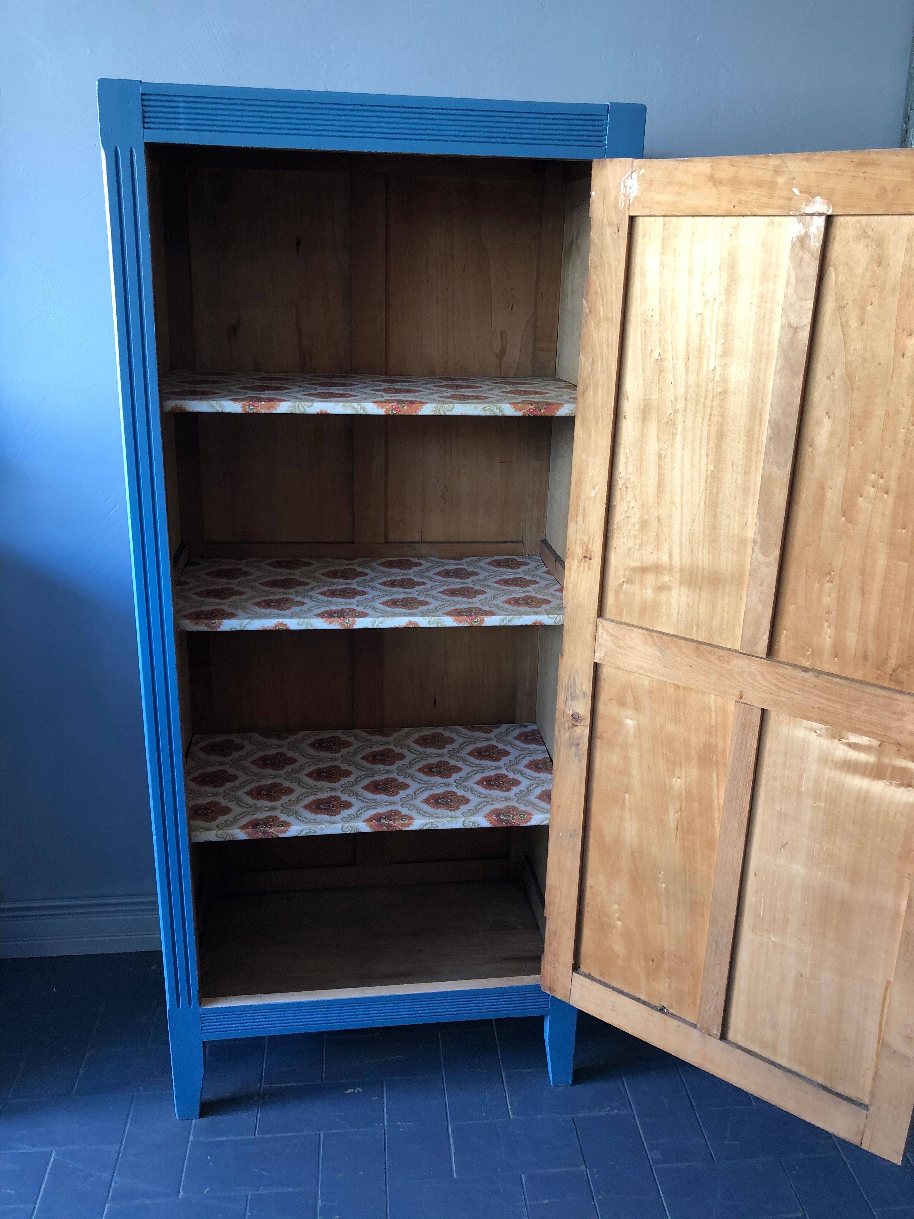 Vintage parisian wardrobe