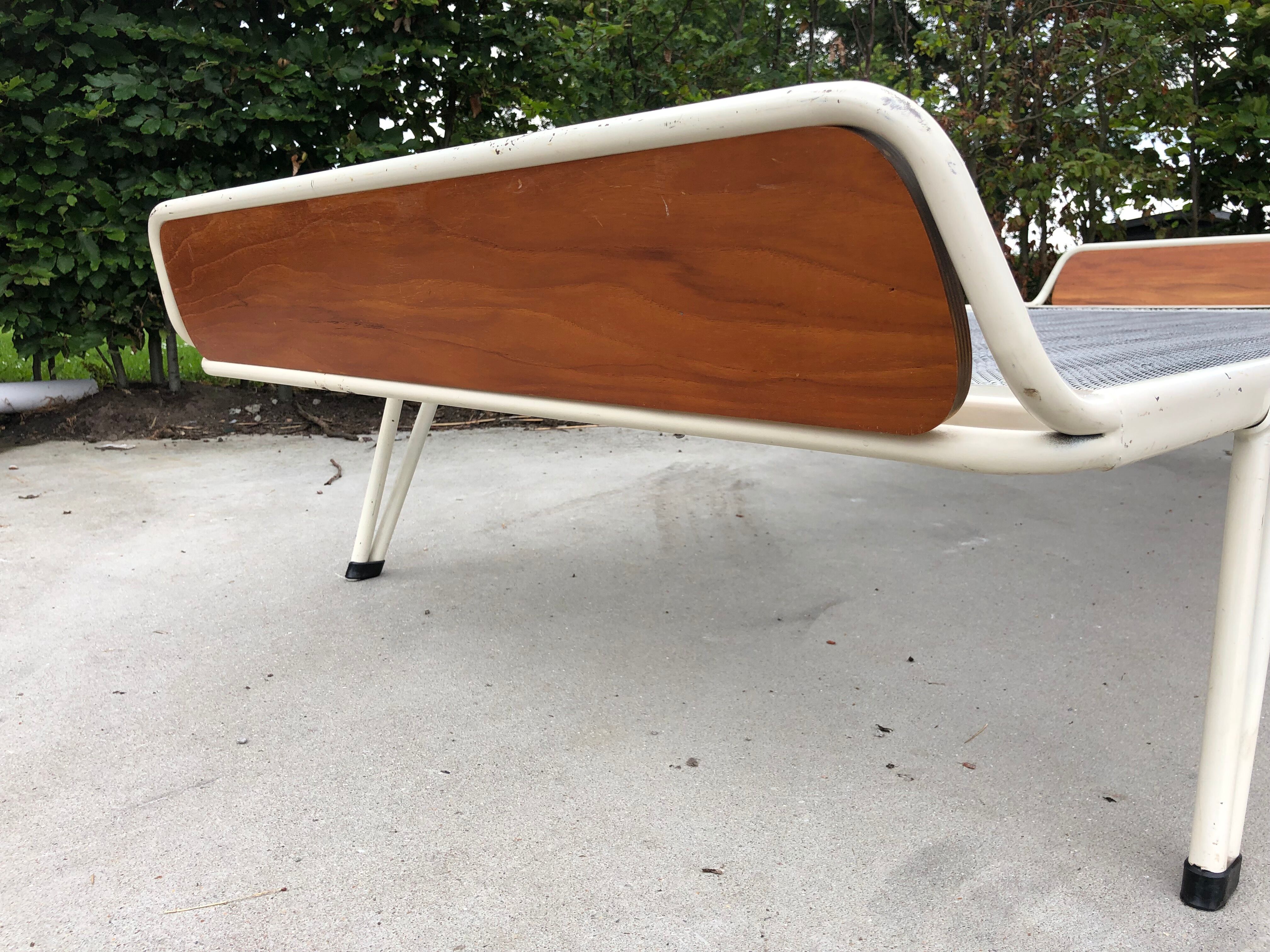 Vintage meridian in teak steel steel hairpin country leg down 60s