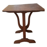 Folding winemaker's table