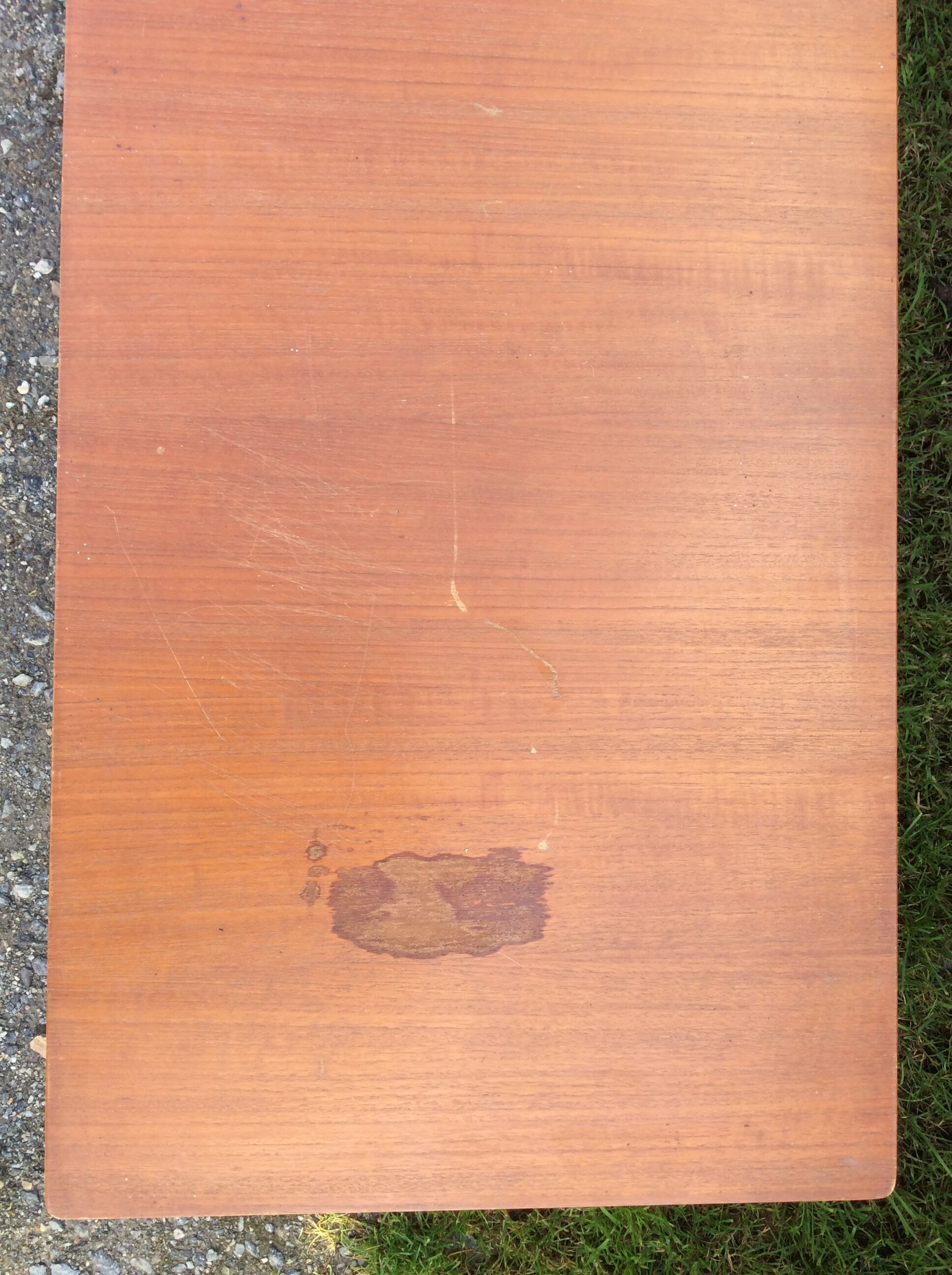 Table basse scandinave en teck