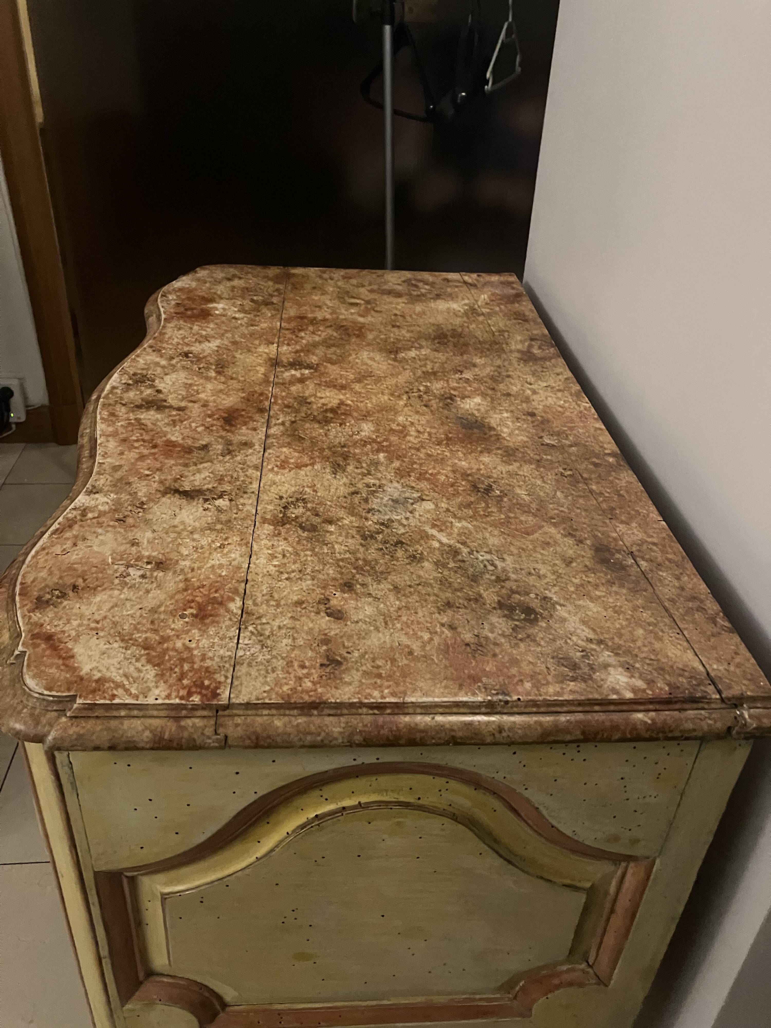 Louis XV style crossbow commode