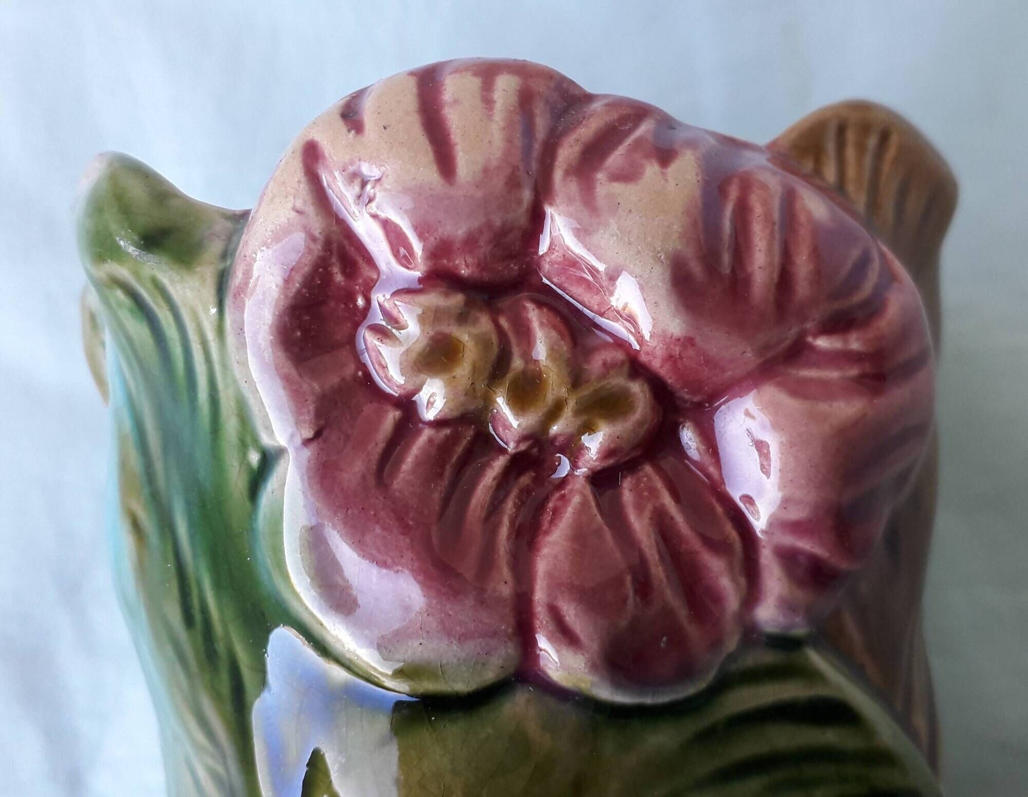 Slipware vase
