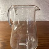 Pichet en verre ciselé années 50