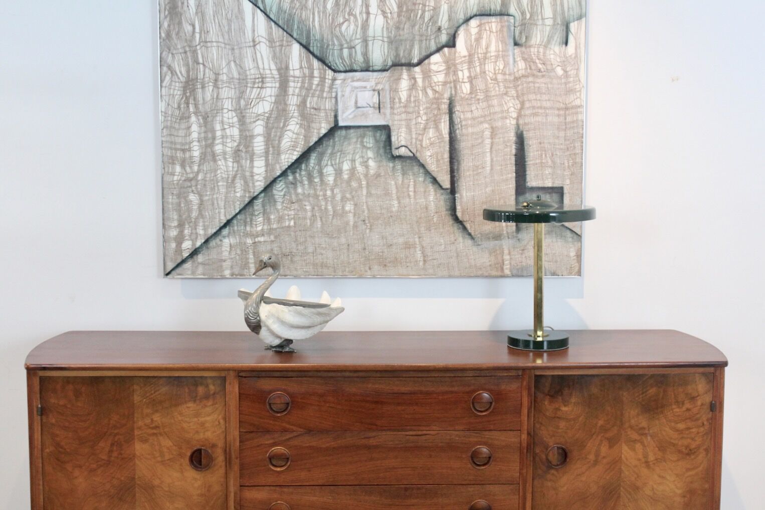 Enfilde en noyer et laiton par William Watting pour Fristho