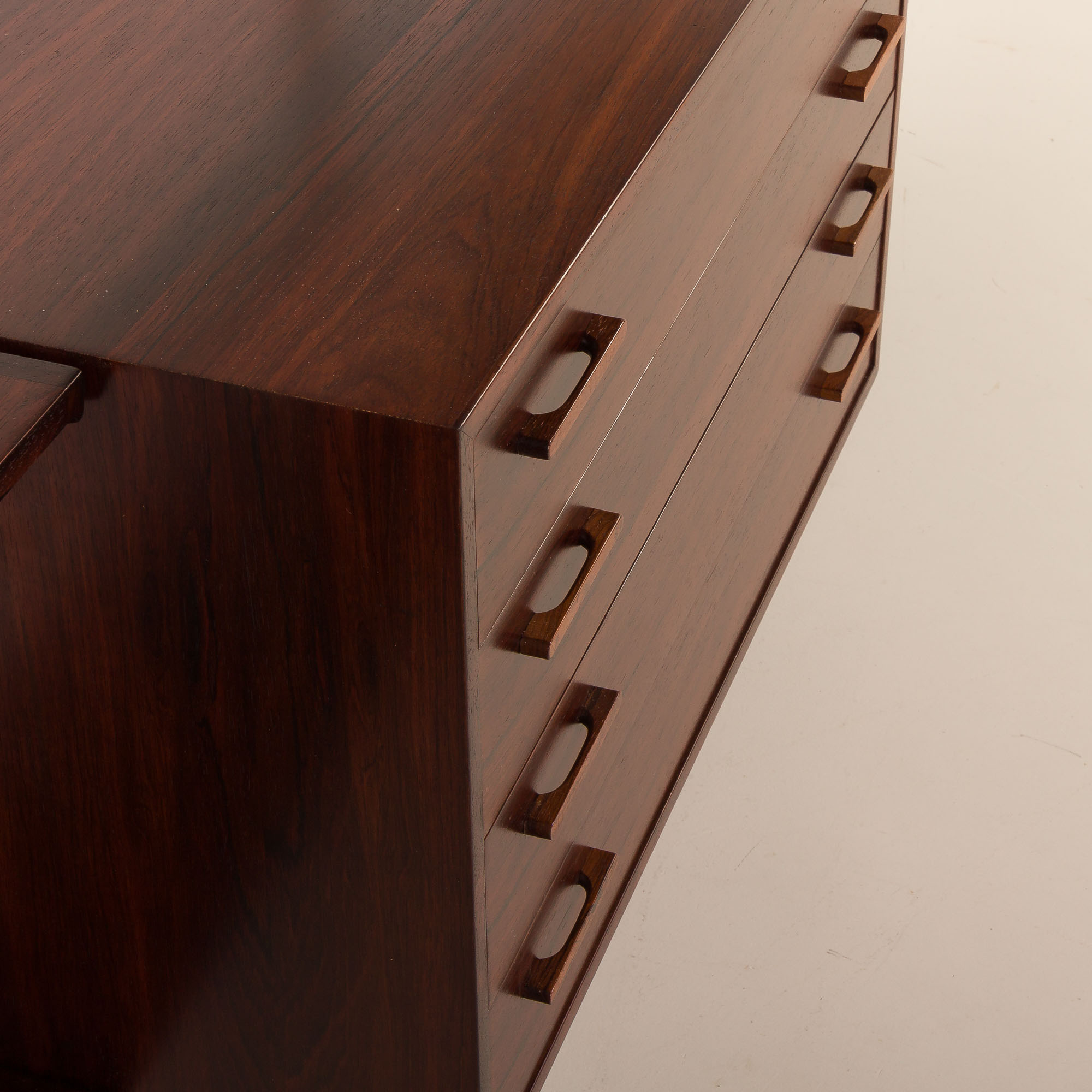 Kai Kristiansen rosewood wall unit with 2 lamps for FM Mobler, Denmark 1960s