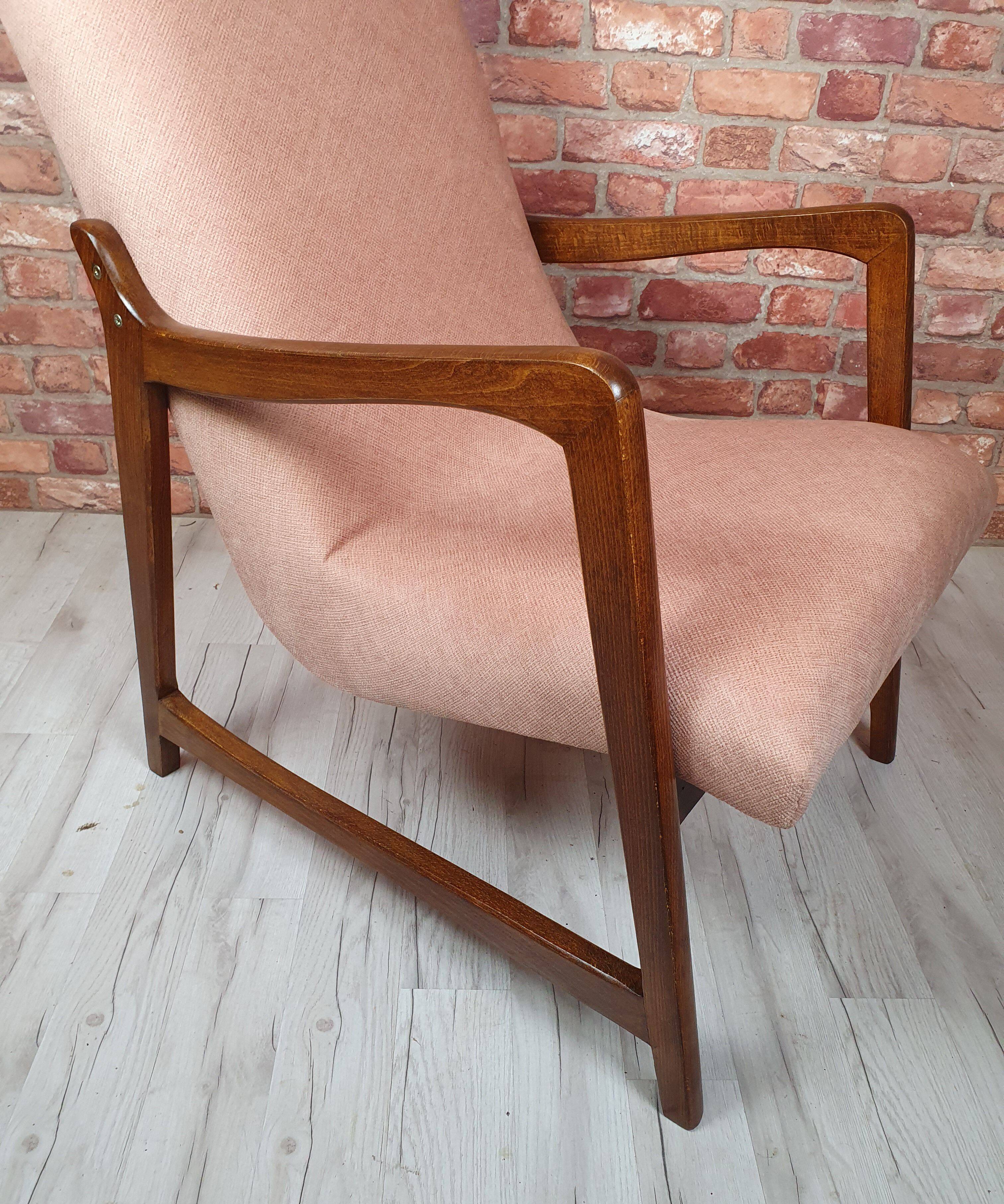 Fauteuil rénové, type 364, conçu par Barbara Fenrych-Węcławska, Pologne, années 1950