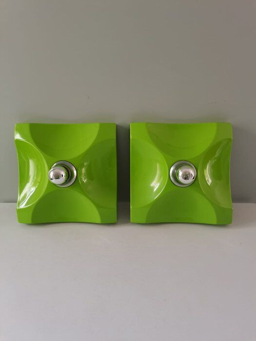 Pair of Italian sconces - Fael "Scudo"