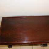 Serving table