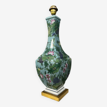 20th century China: porcelain "baluster" lamp with floral decoration circa 1900