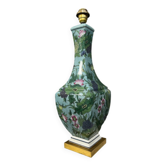 20th century China: porcelain "baluster" lamp with floral decoration circa 1900
