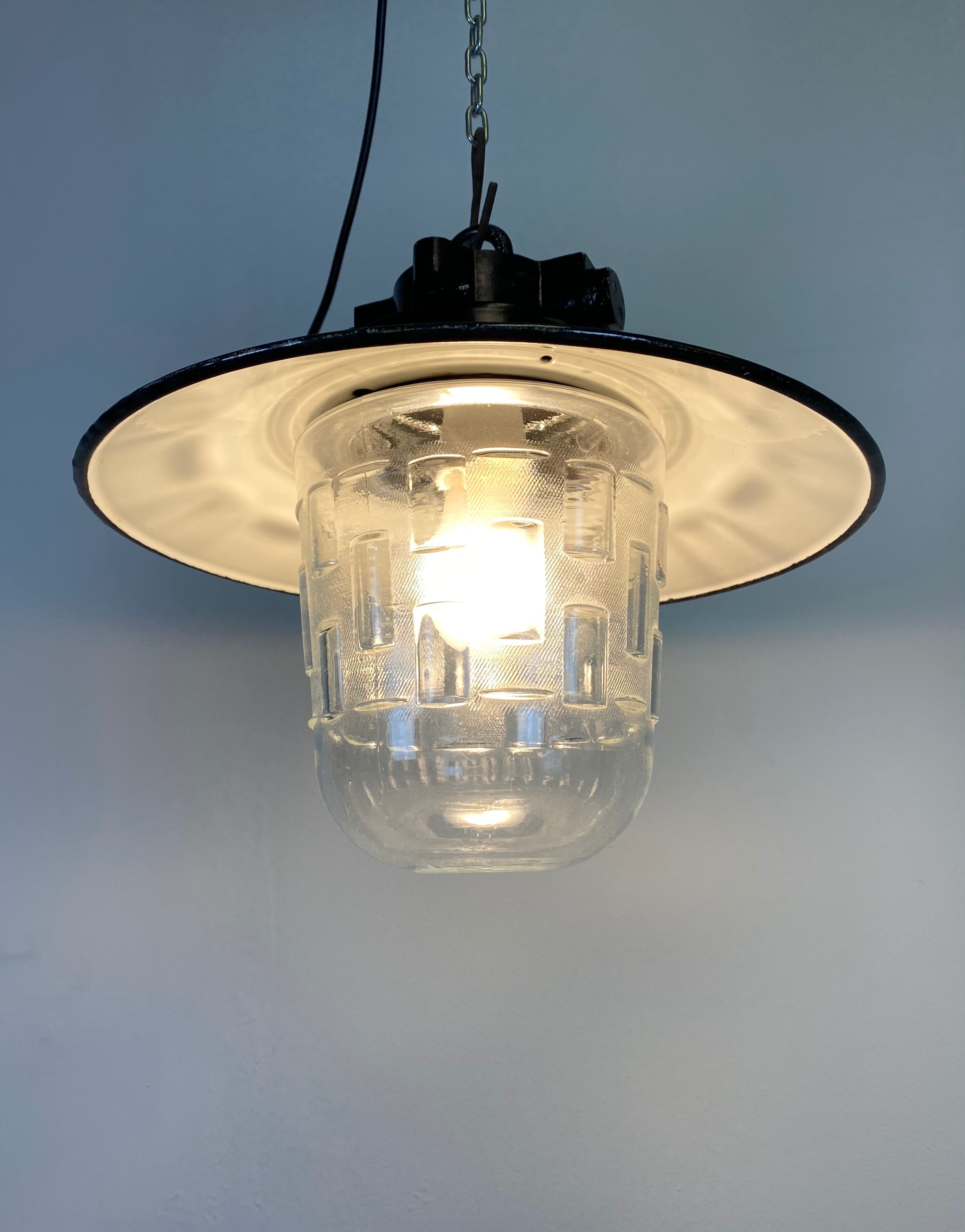 Vintage industrial factory hanging light, 1970s