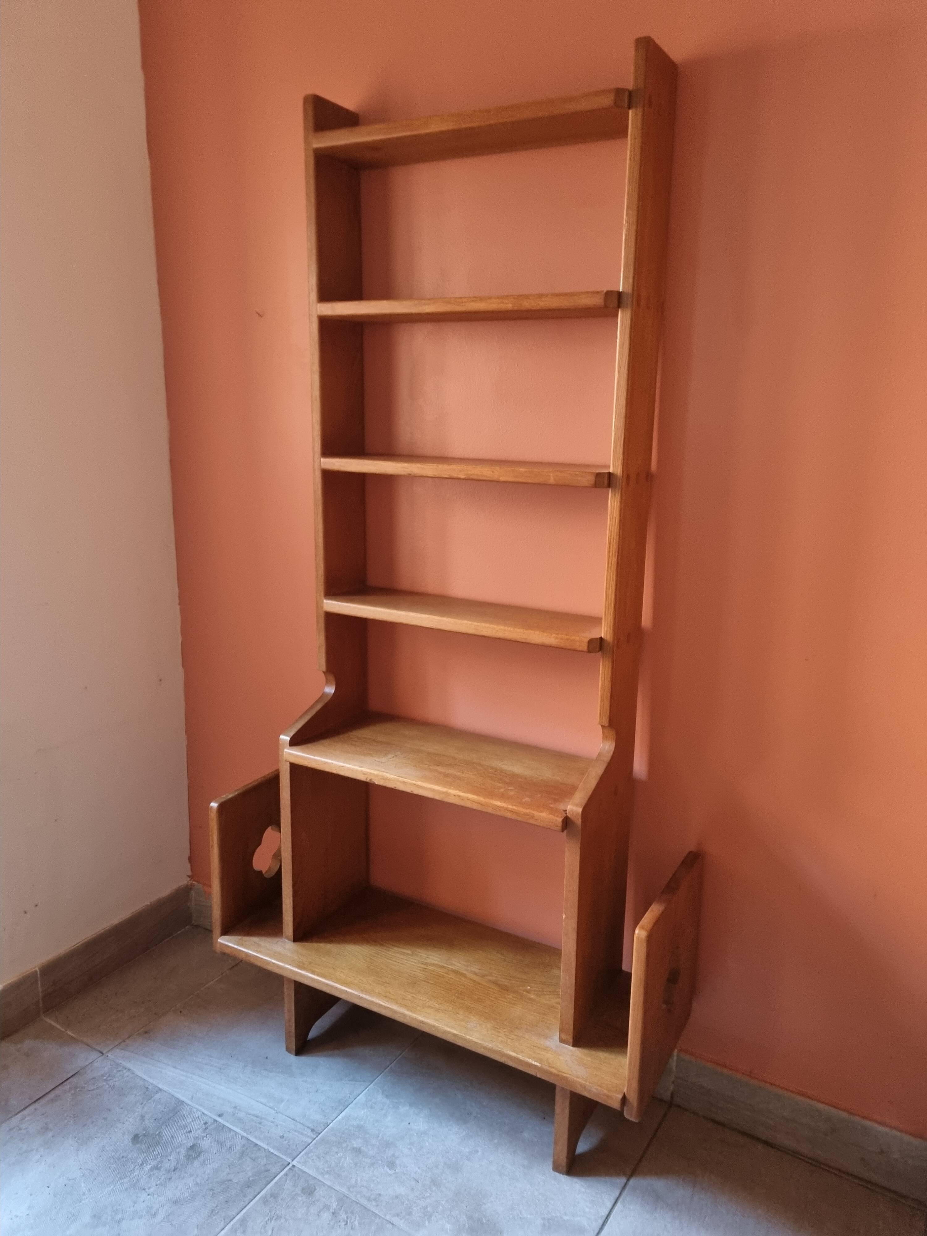 Guillerme and Chambron shelf