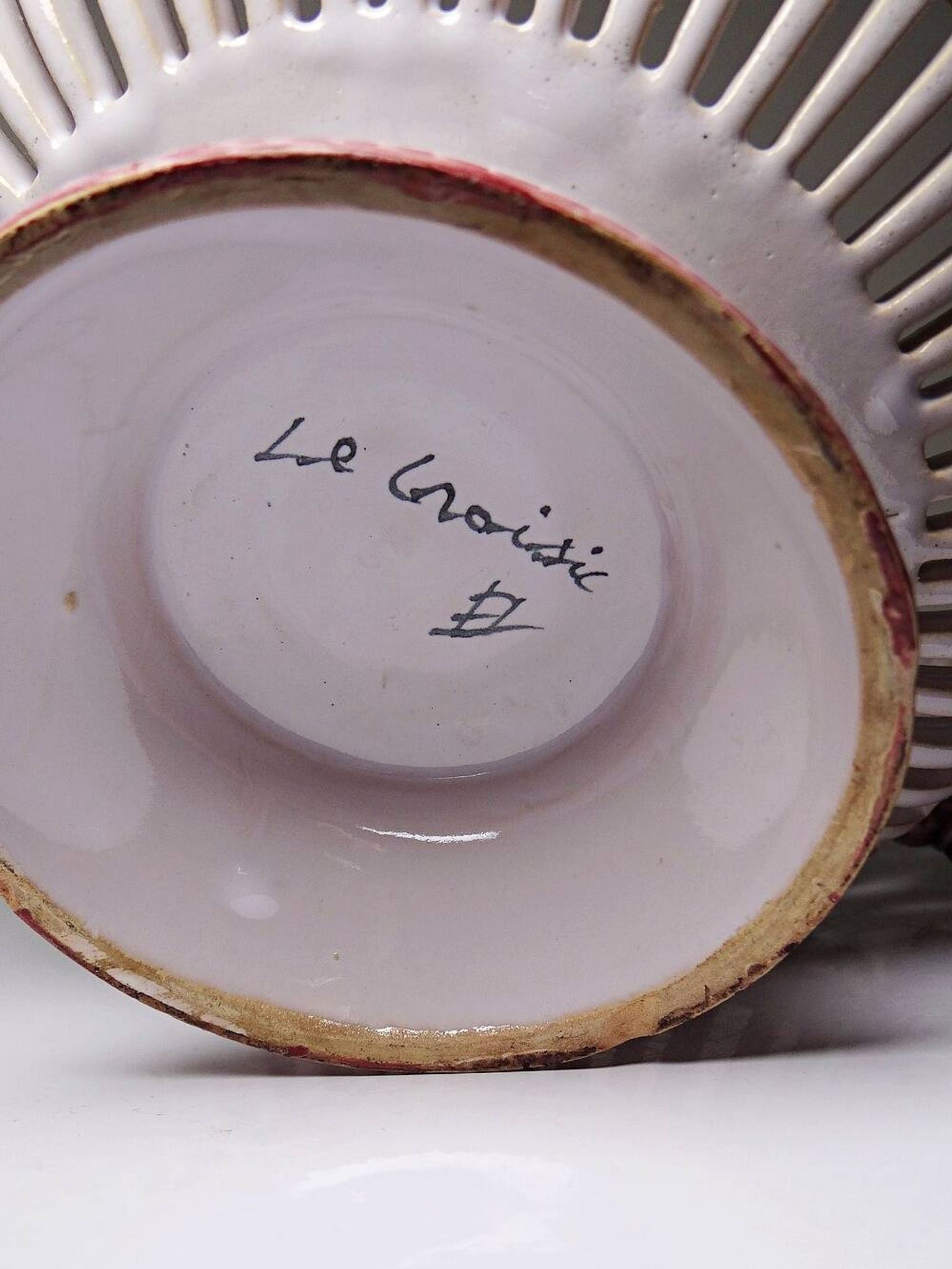 Openwork bowl in painted earthenware, Émile Tessier Le Croisic, 30-50's accident