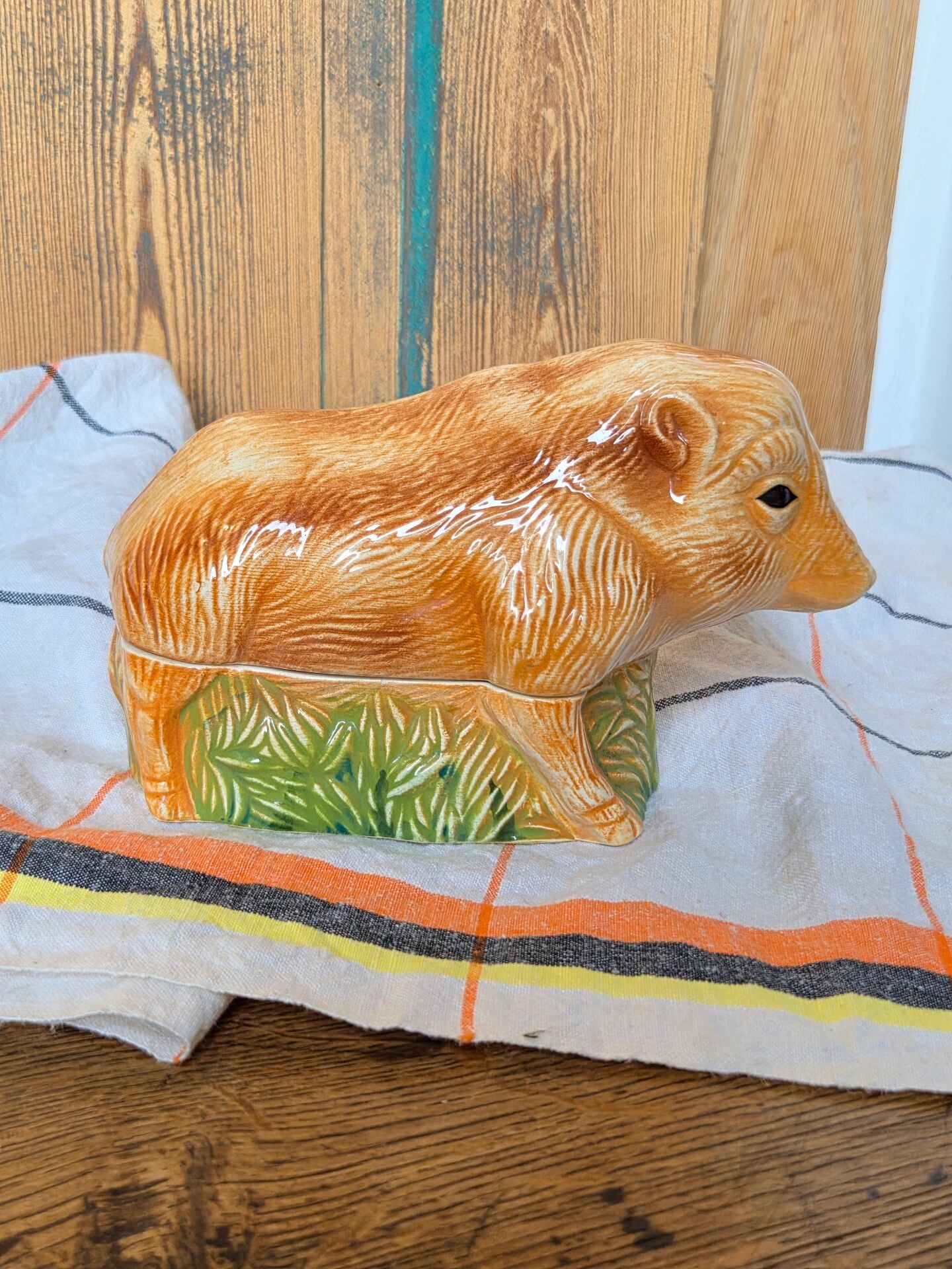 ​Terrine Sanglier Marcassin en Faïence Vintage - Signée Michel Caugant