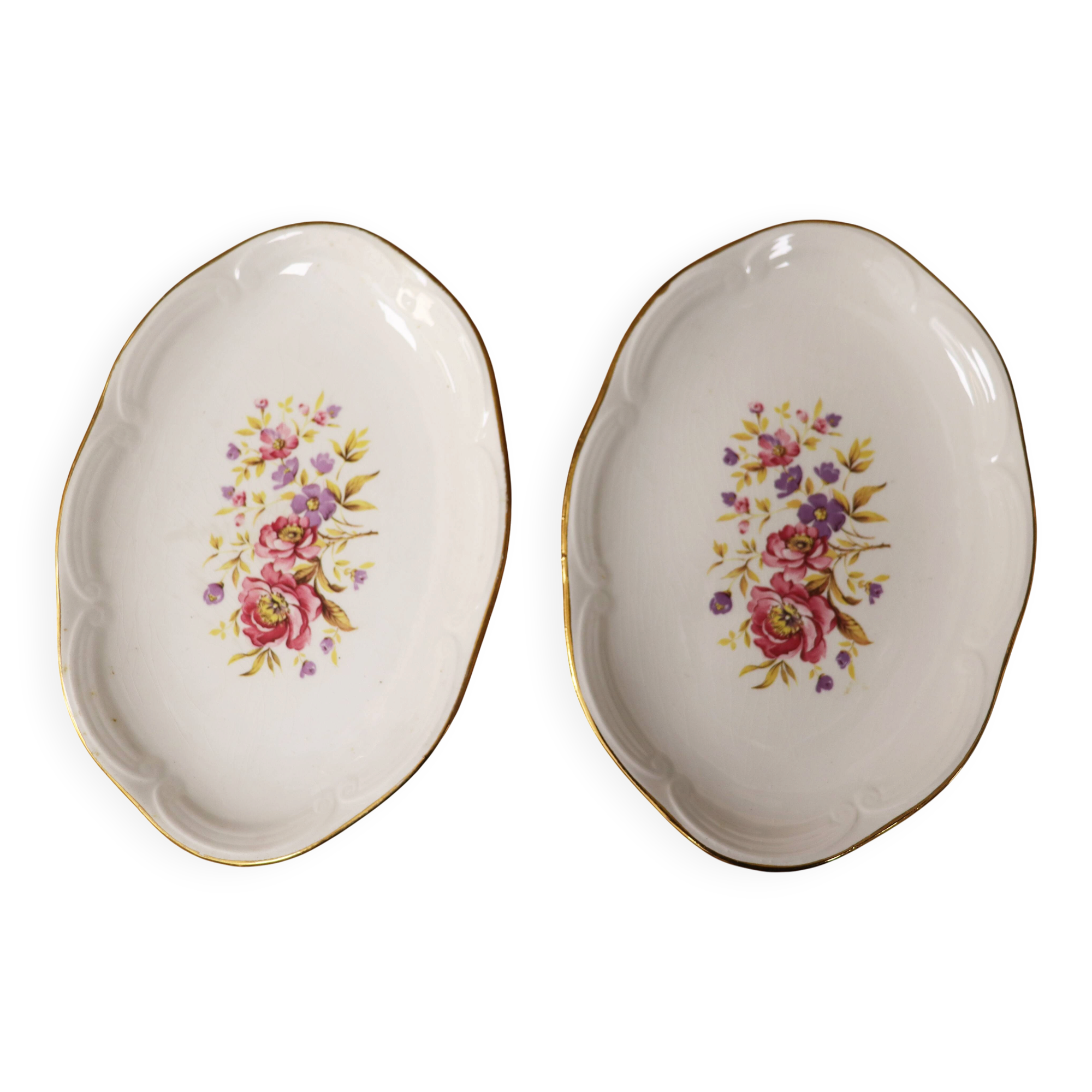 set of 2 vintage dishes