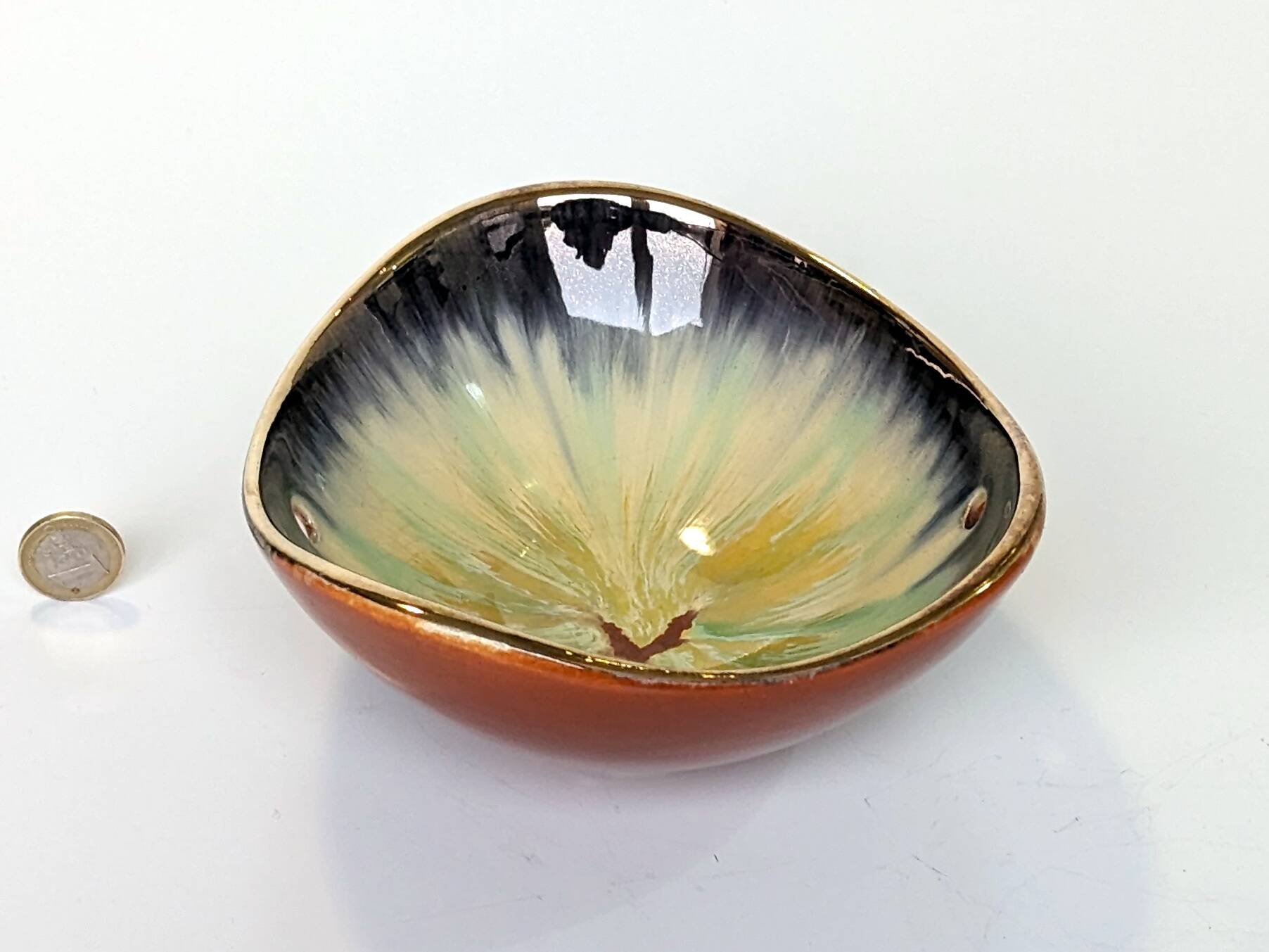 German glazed ceramic bowl db Höhr for Dümler & Breiden.