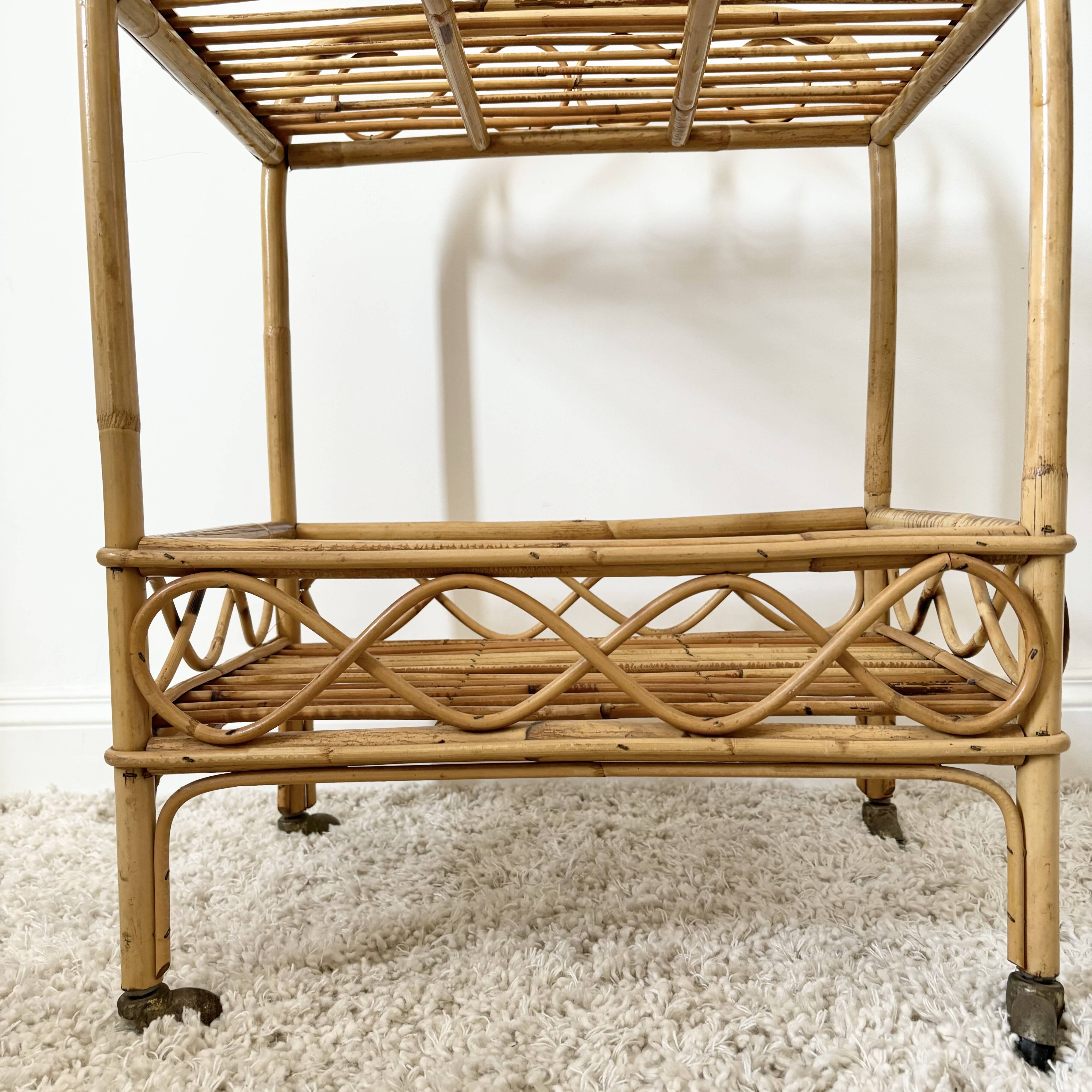 Vintage rattan server