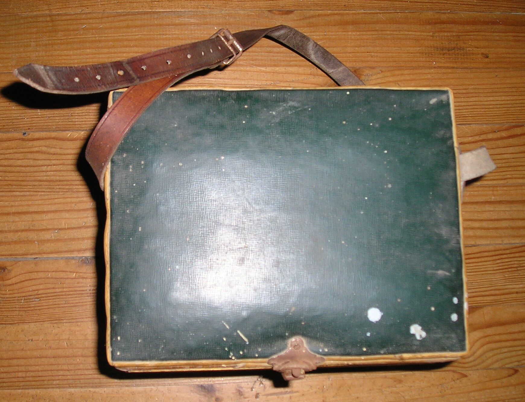 Ancient wicker fisherman's seat