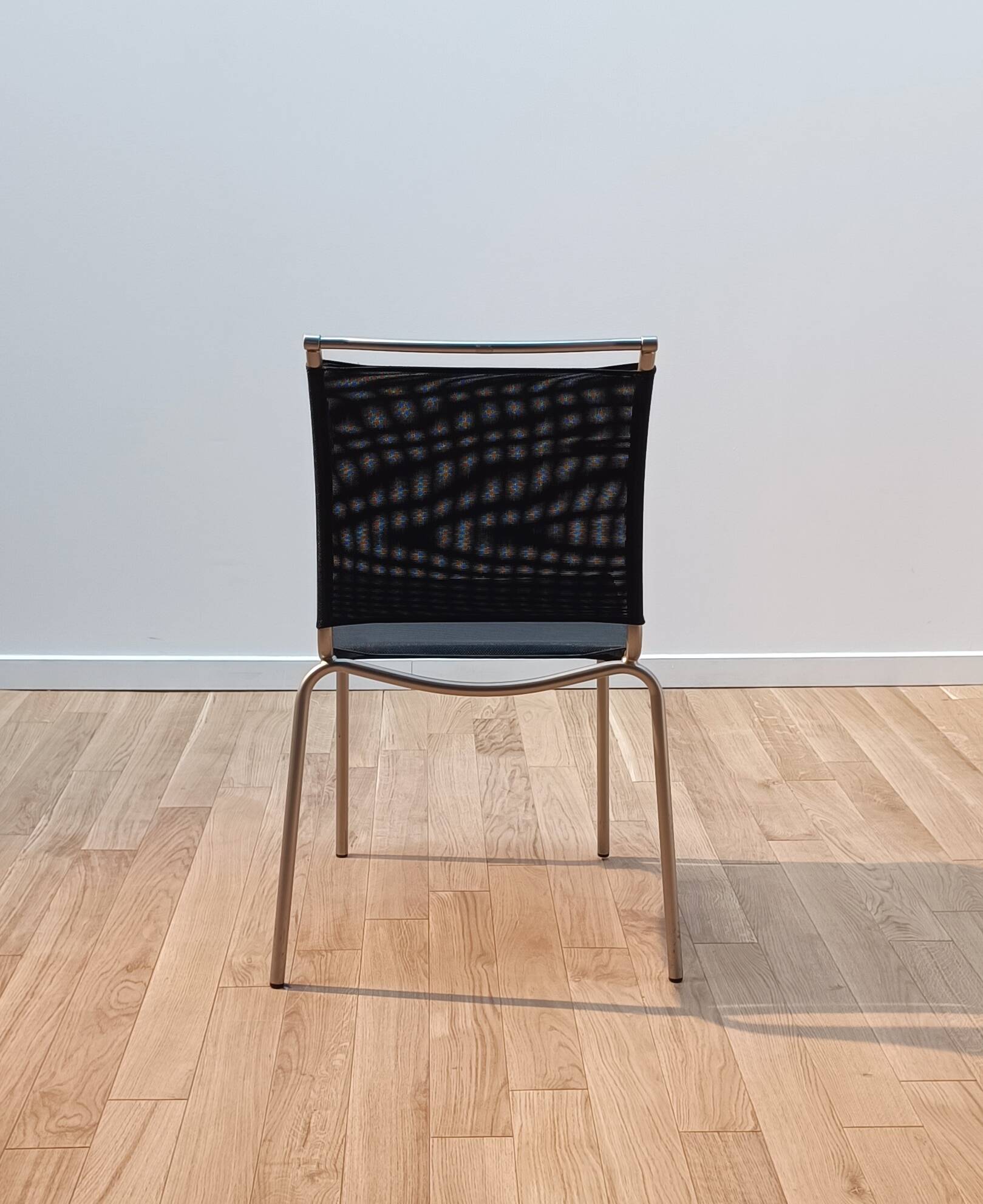 Suite de 8 chaises Air CB93, Calligaris