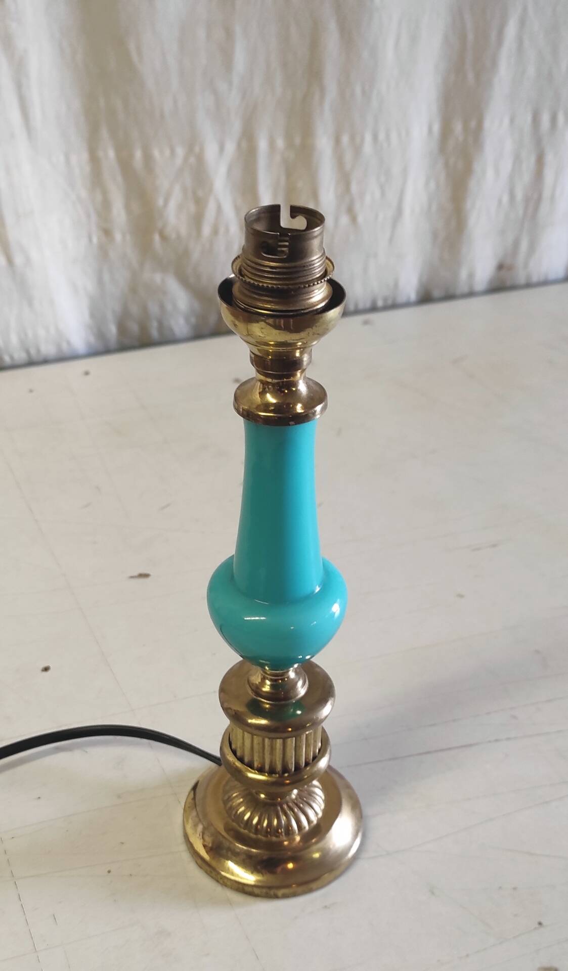 Lamp base in brass and turquoise opaline - mid 20th century.