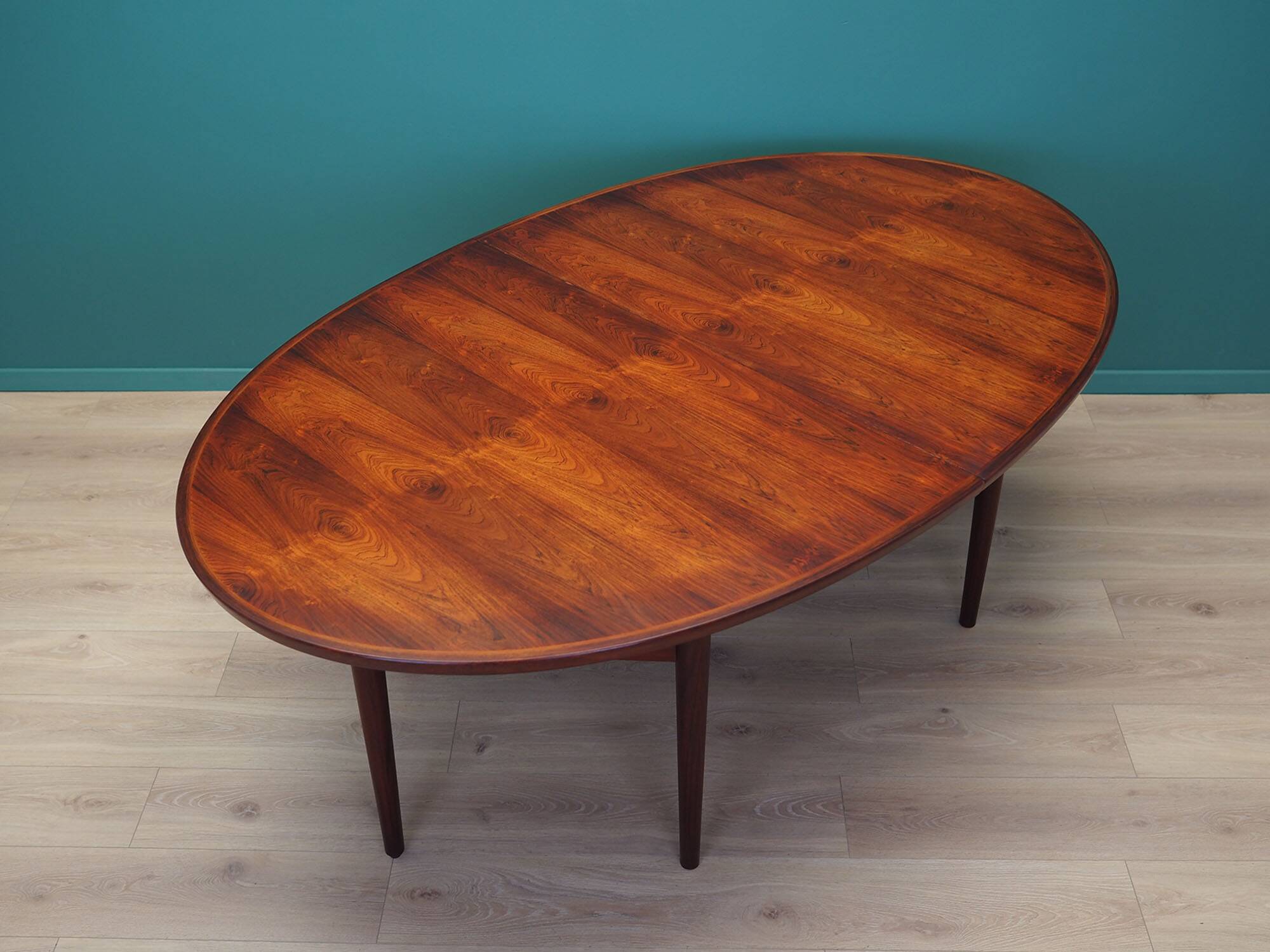 Oval rosewood table, 1950s, Danish design, designer: Arne Vodder, productio
