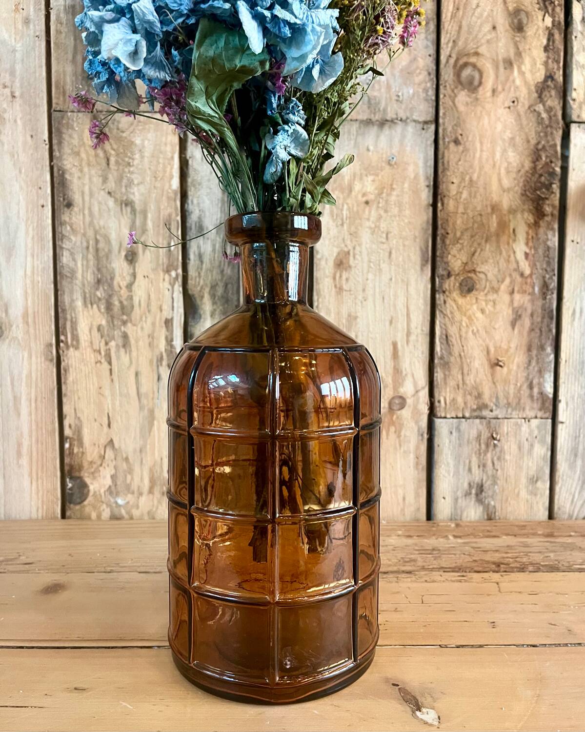 Yellow glass vase 70s