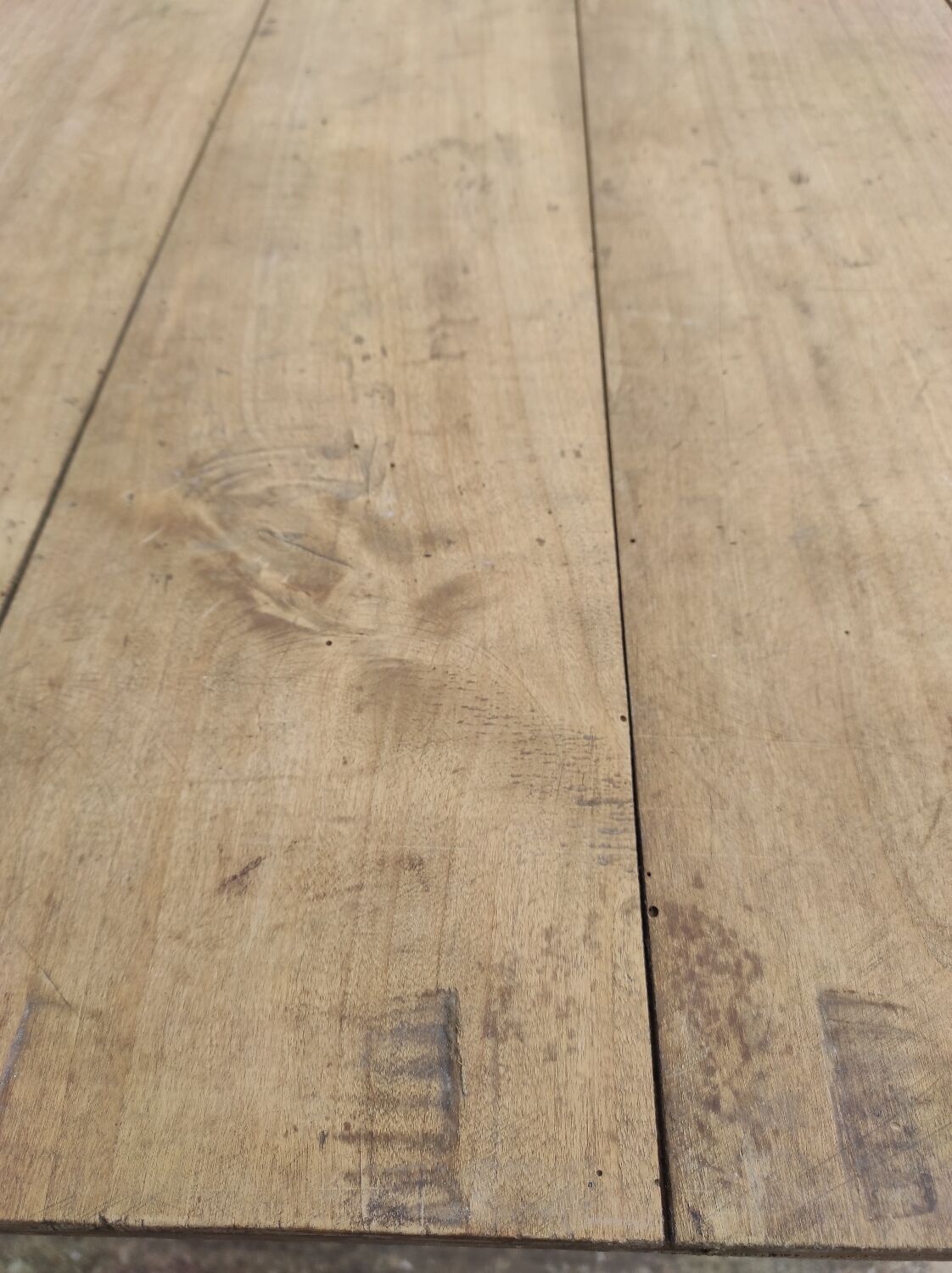 Farmhouse table turned foot and light wood 250cm