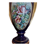 Covered vase
