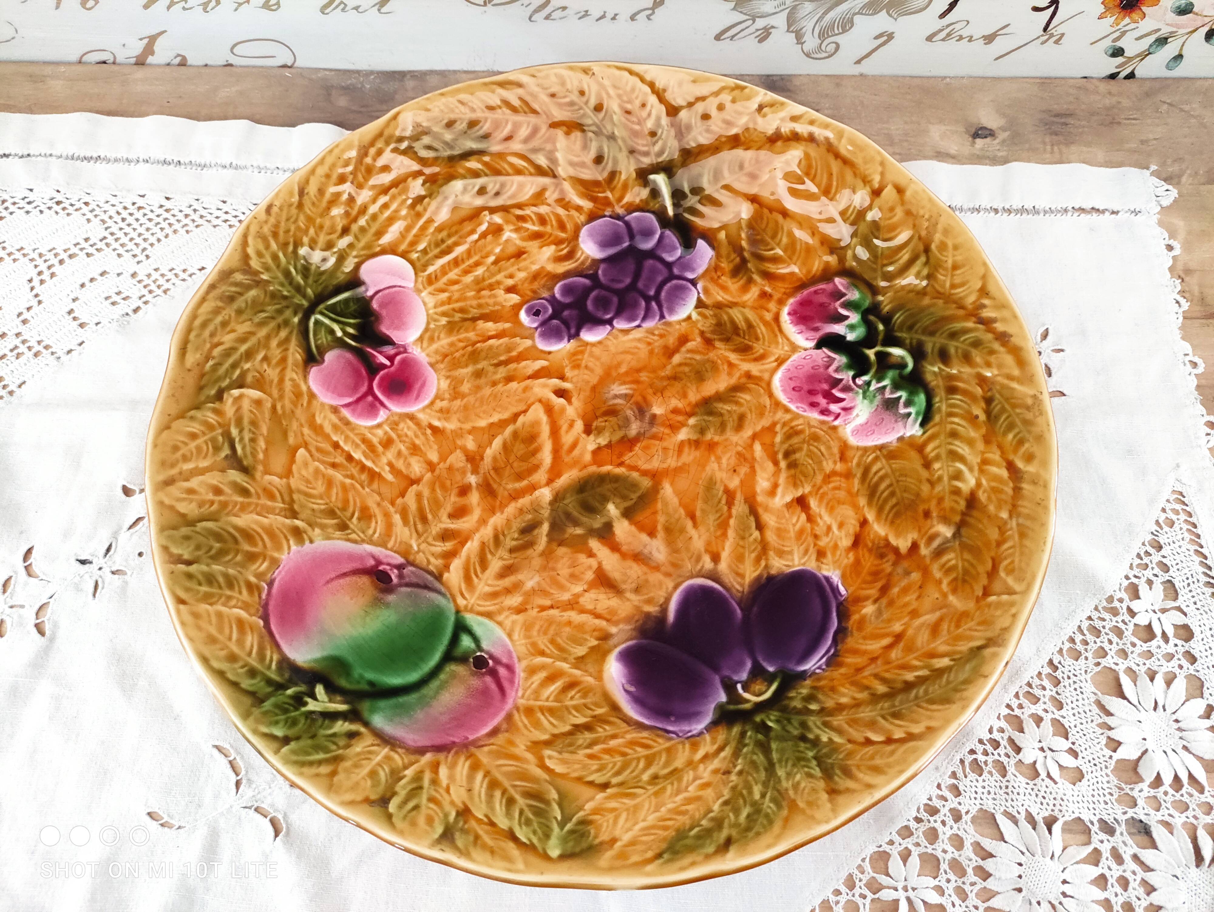 Large hollow round flat fruit bowl Sarreguemines in yellow slip fruit decor