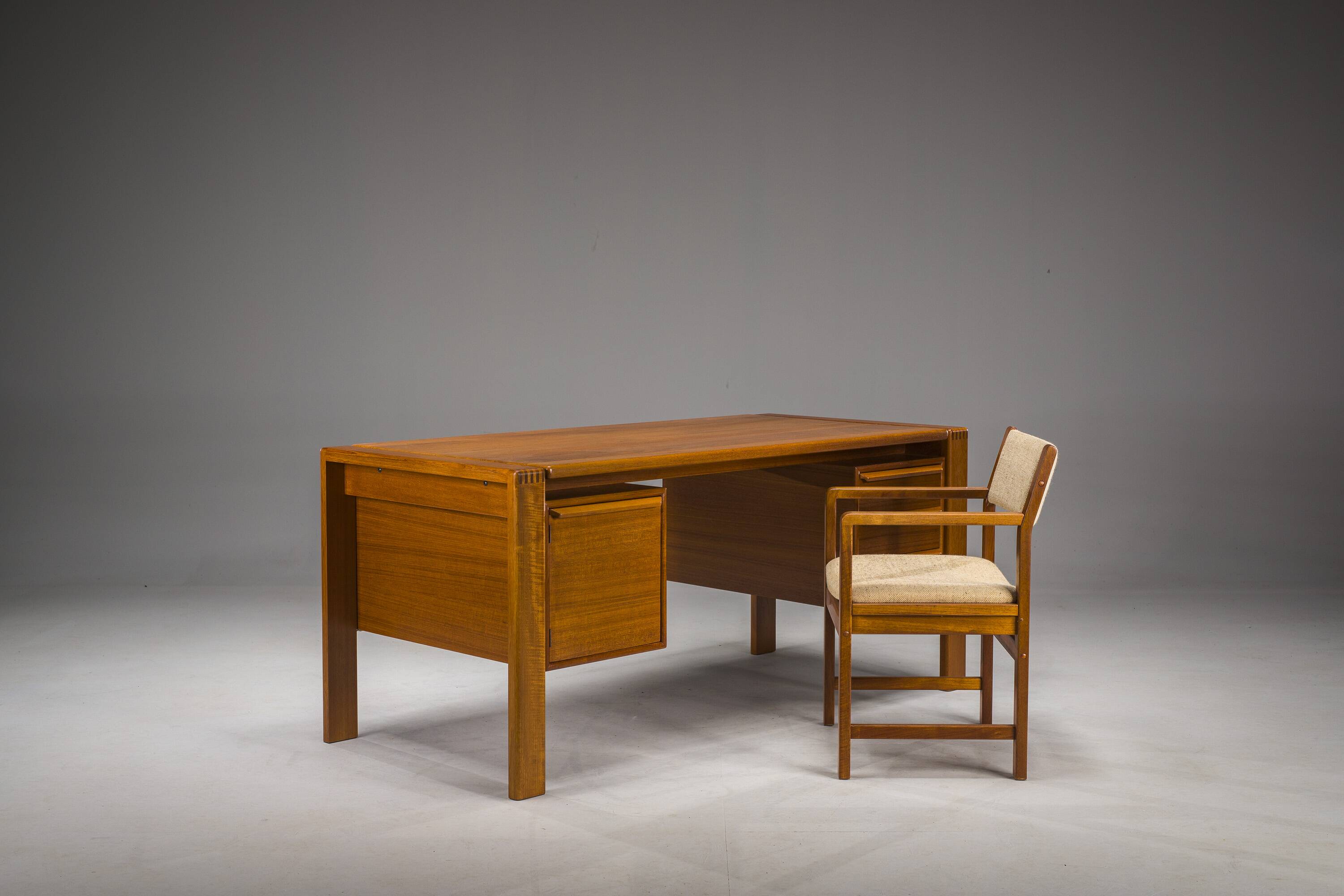 Mid-Century Teak Freestanding Desk from GV Møbler, 1960s