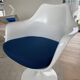 Oval Knoll Saarinen table in Carrara marble + 8 original Tulip chairs