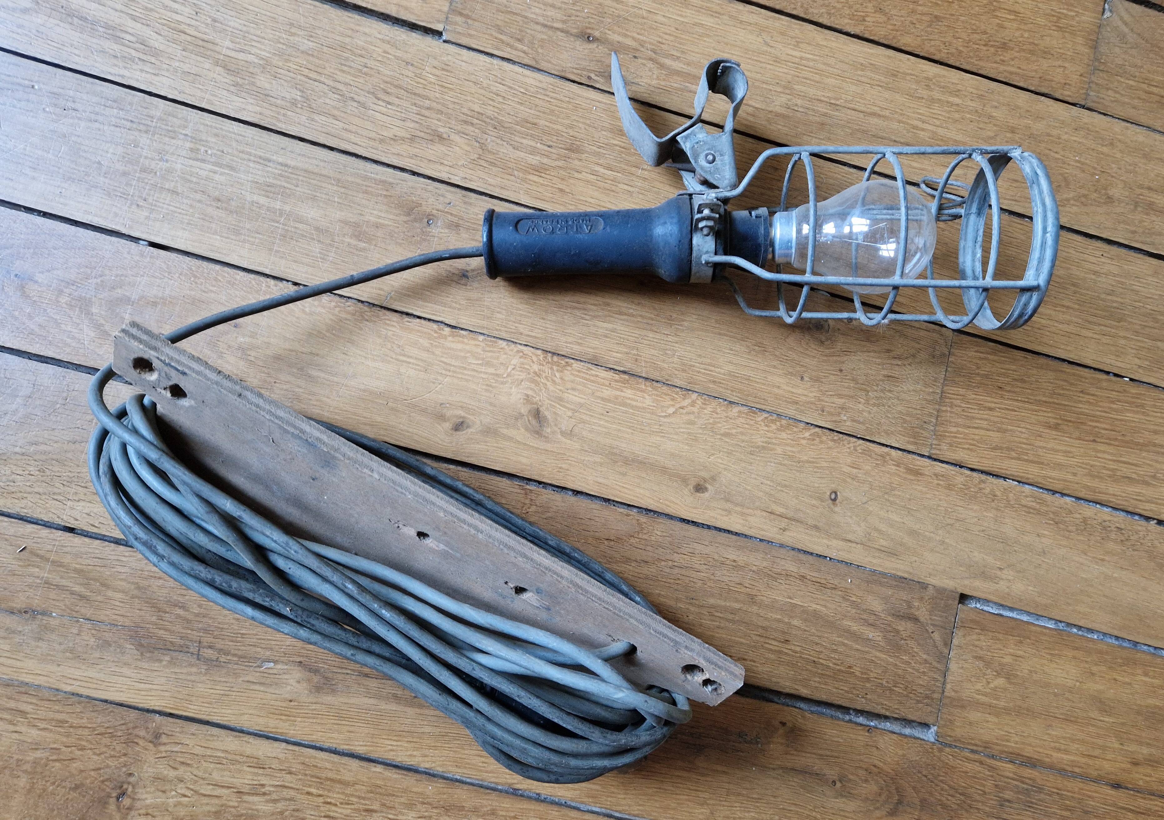 Industrial workshop portable lamp, vintage 1960s
