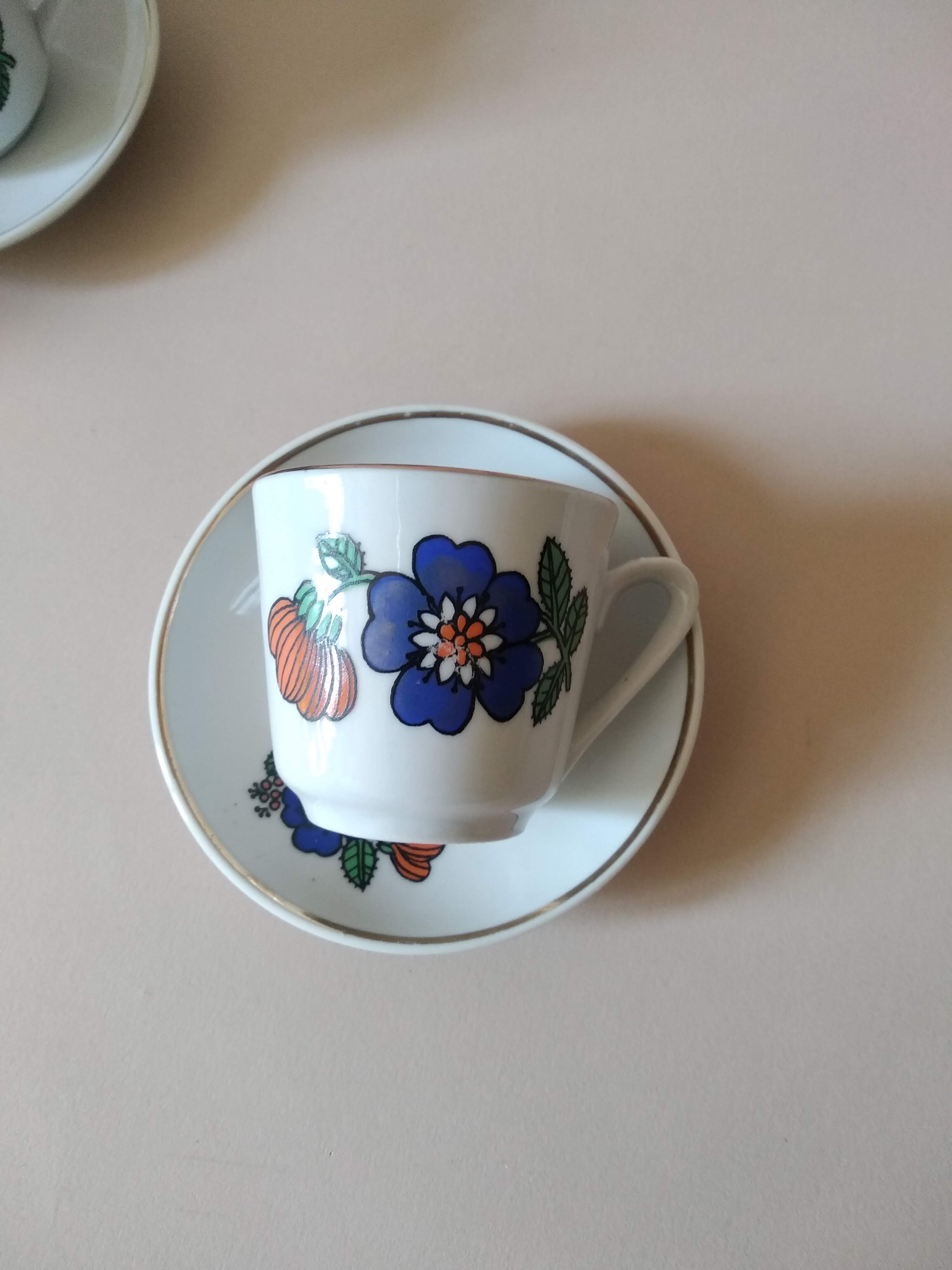 Vintage porcelain coffee set dinette 70s