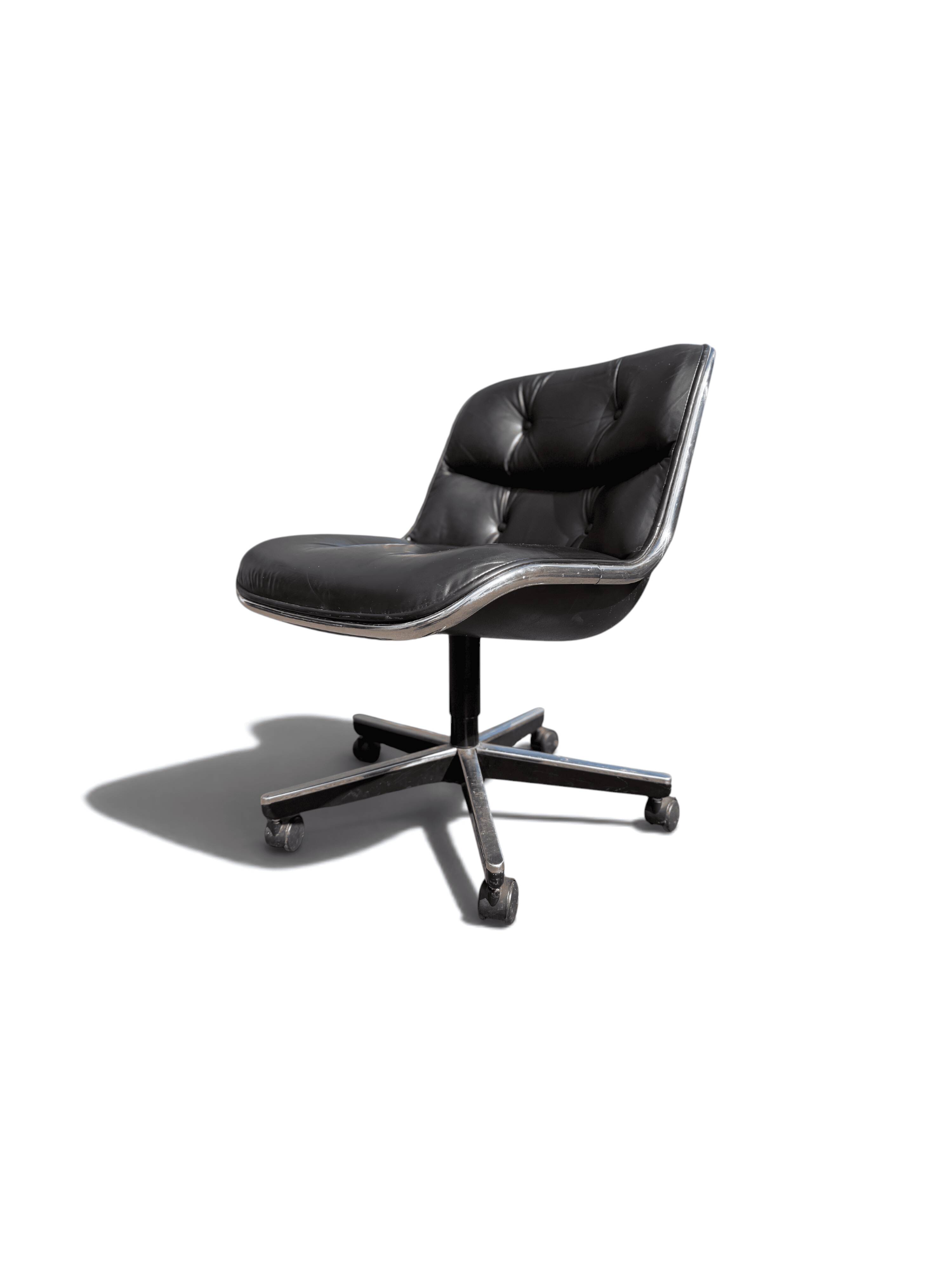 Charles Pollock Knoll office chair in black leather without armrests.